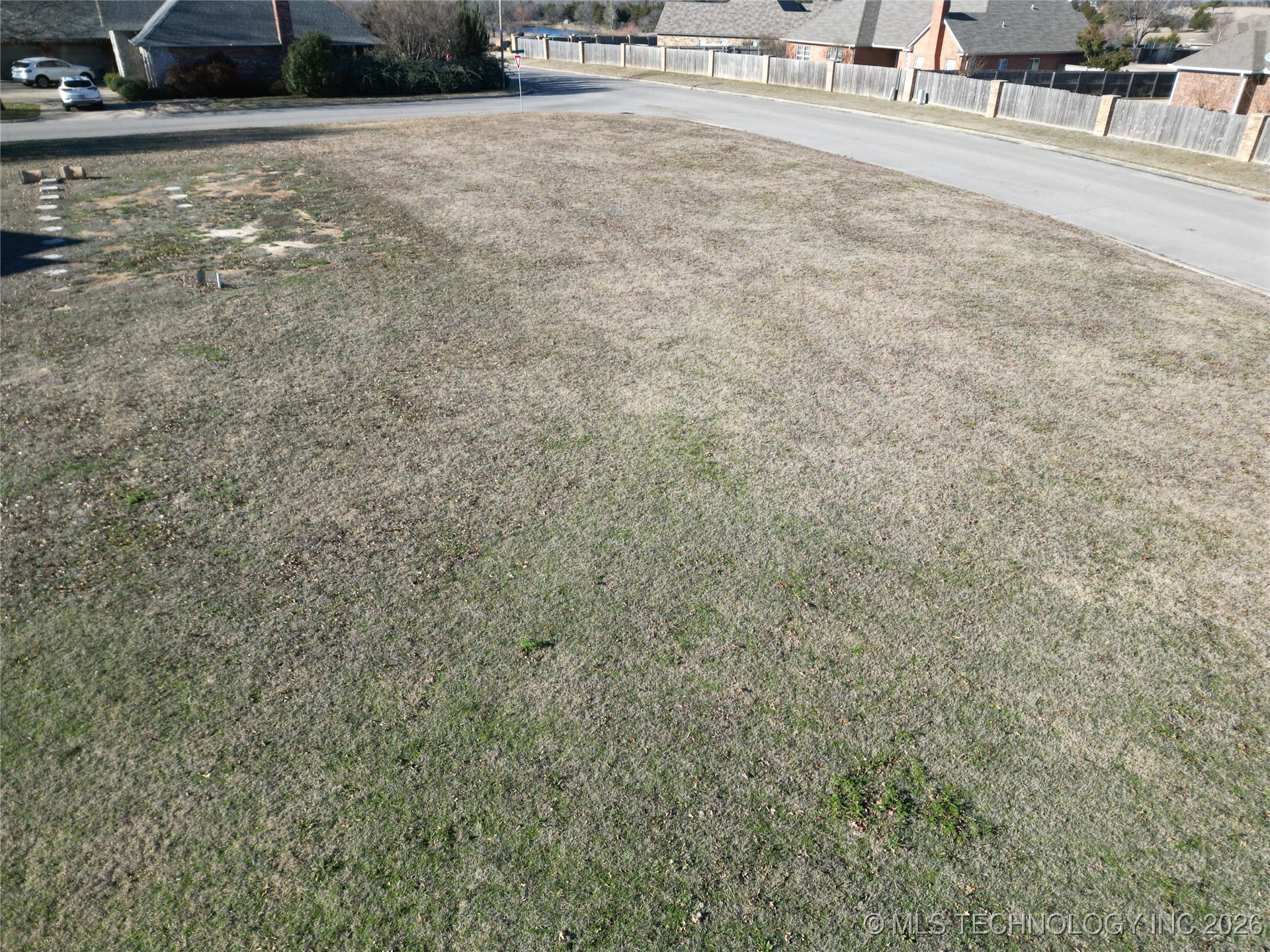 925 Dornick Drive Property Photo 4