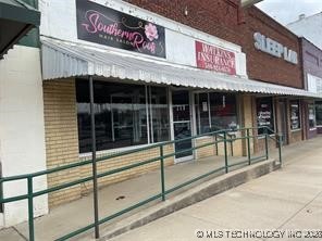 210 W Evergreen Street Property Photo 1