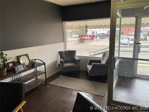 210 W Evergreen Street Property Photo 3