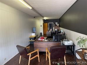 210 W Evergreen Street Property Photo 4