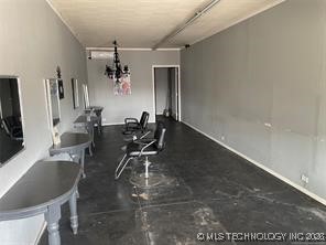 210 W Evergreen Street Property Photo 7