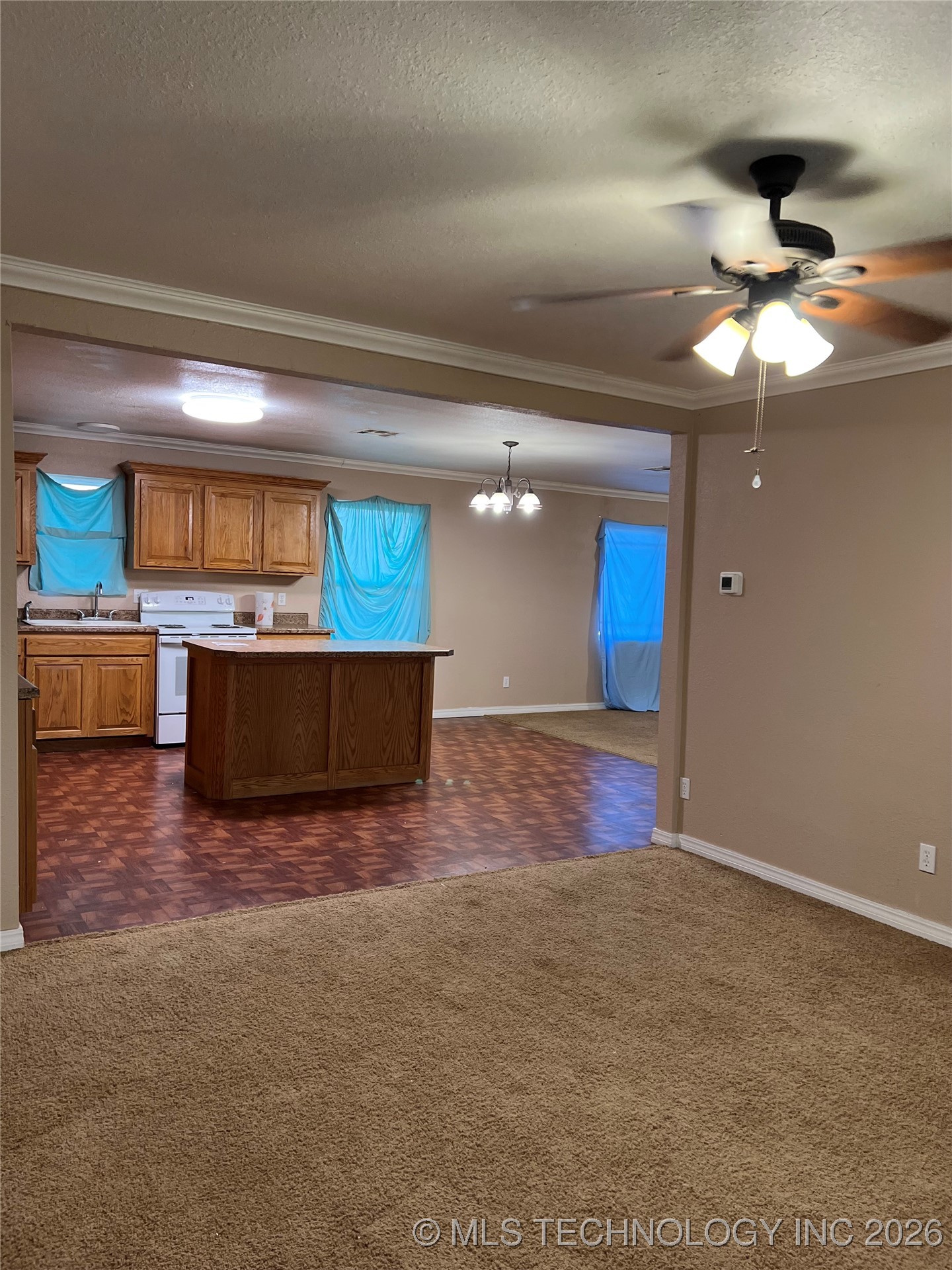 2600155 Property Photo 8