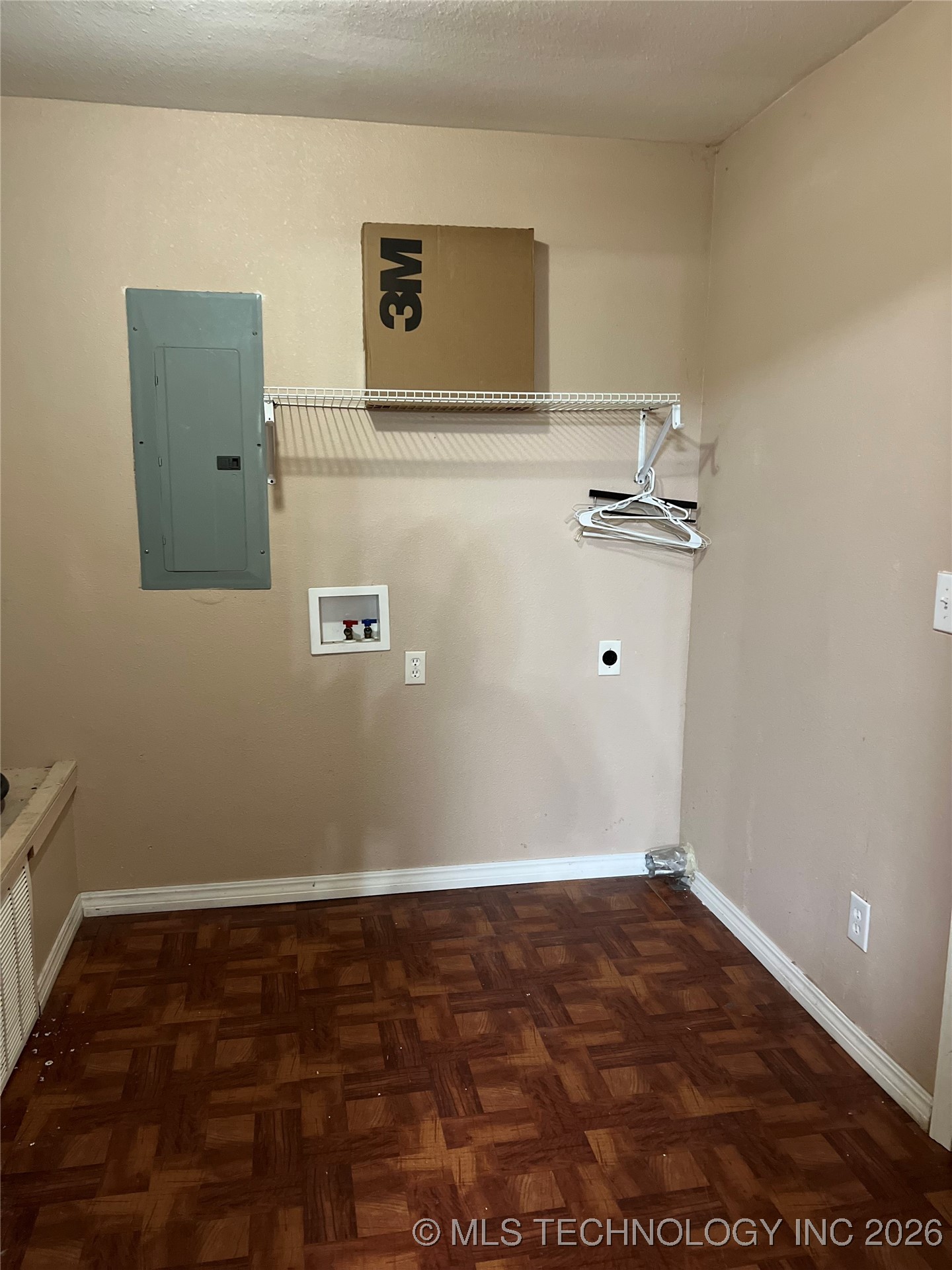 2600155 Property Photo 11