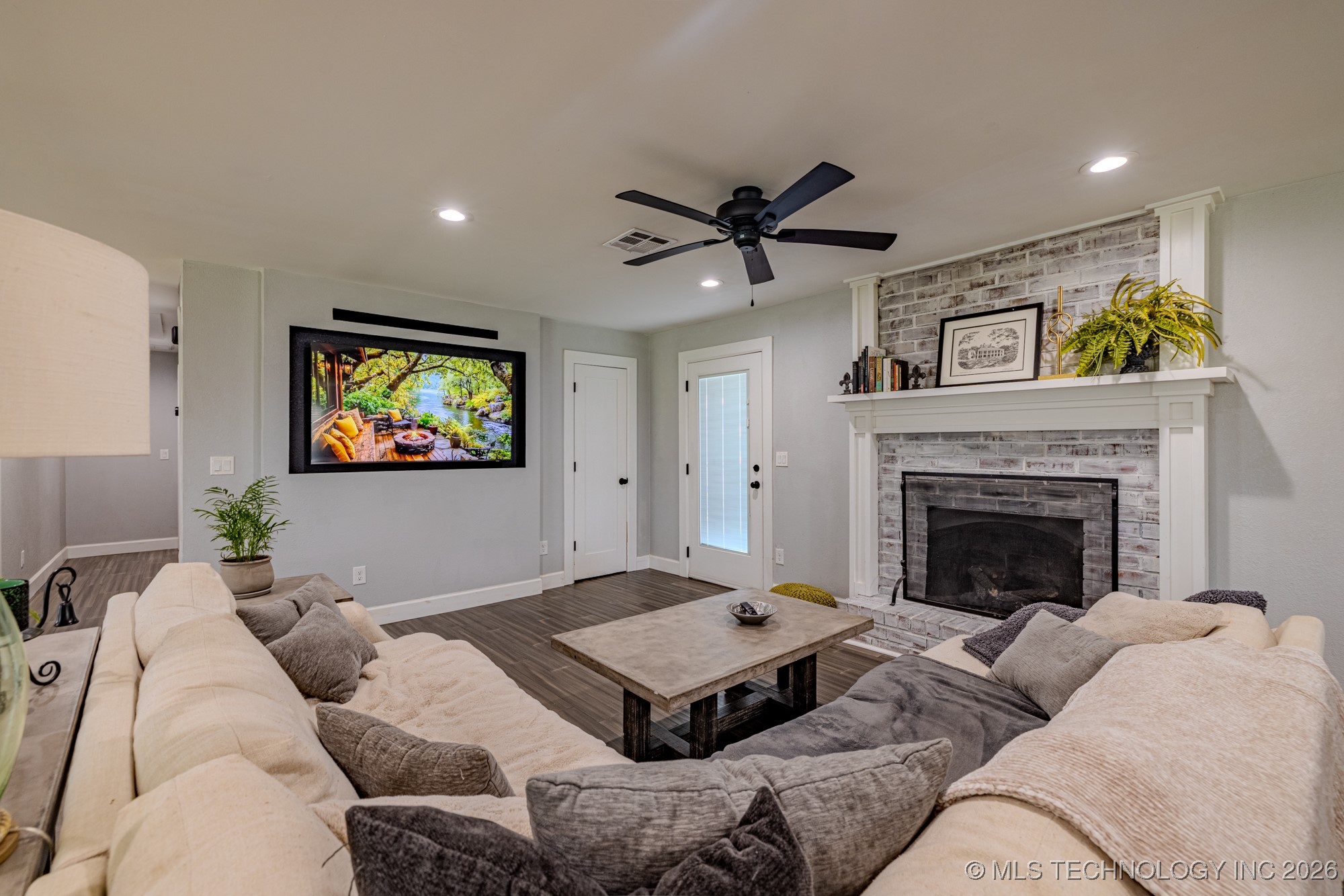 9101 N 165th East Avenue Property Photo 11