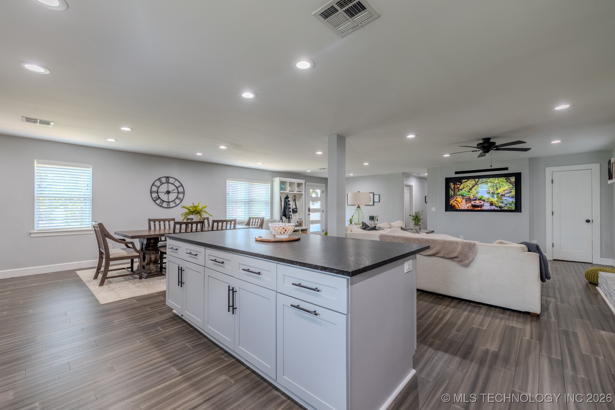 9101 N 165th East Avenue Property Photo 18