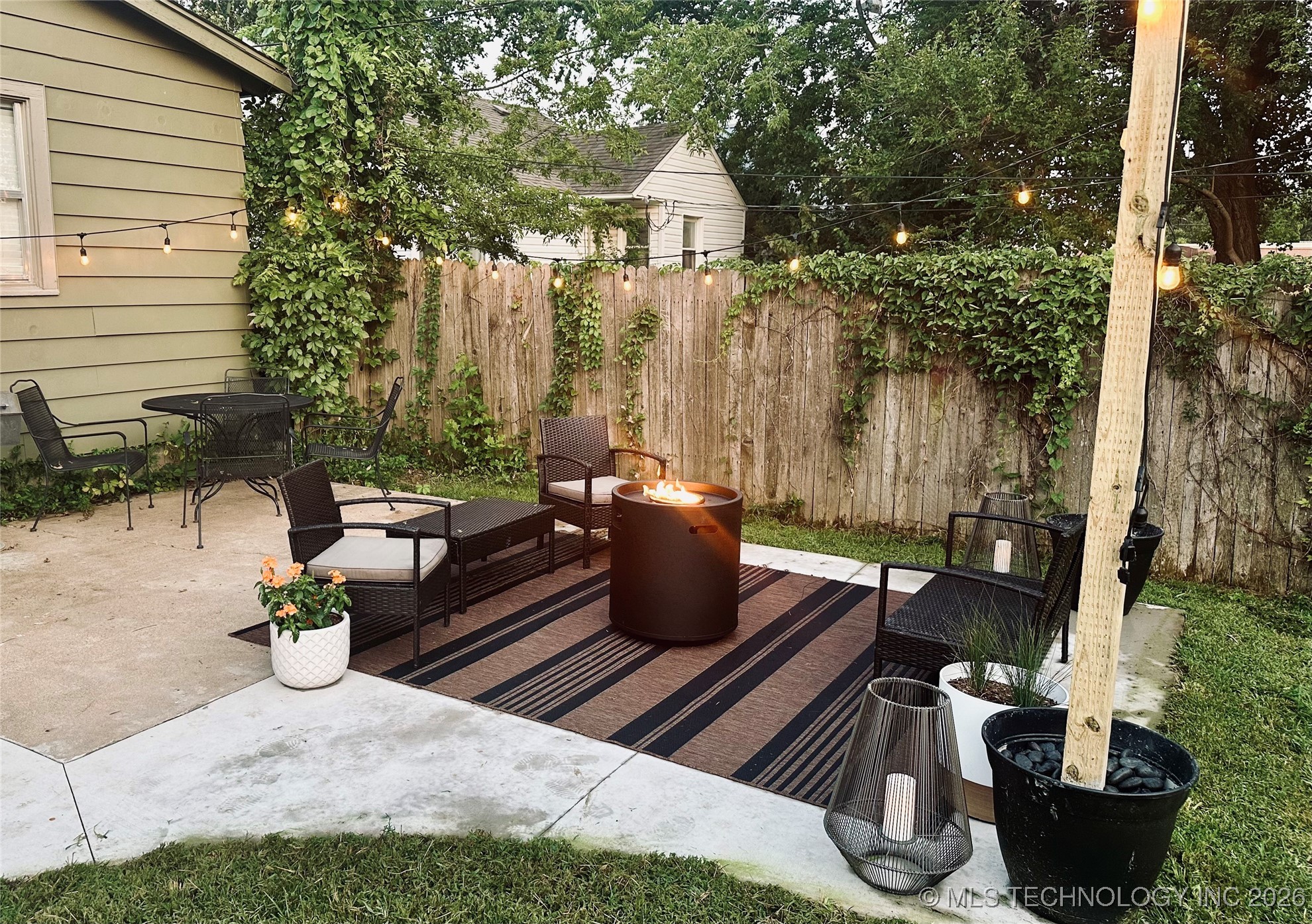 1928 S Indianapolis Avenue Property Photo 23