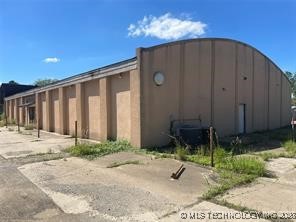 620 N 1st Avenue Property Photo 6