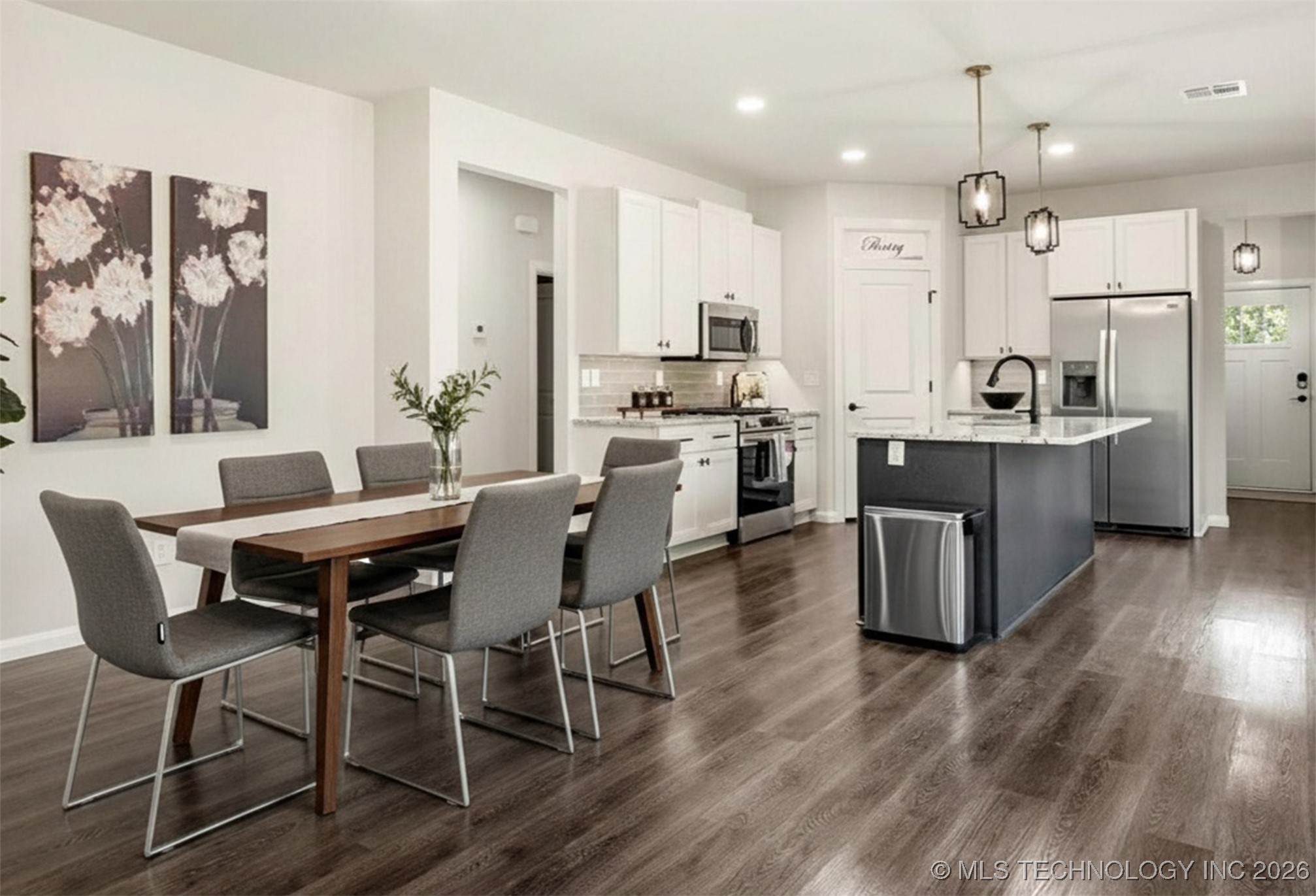 339 W Hickory Street Property Photo 10