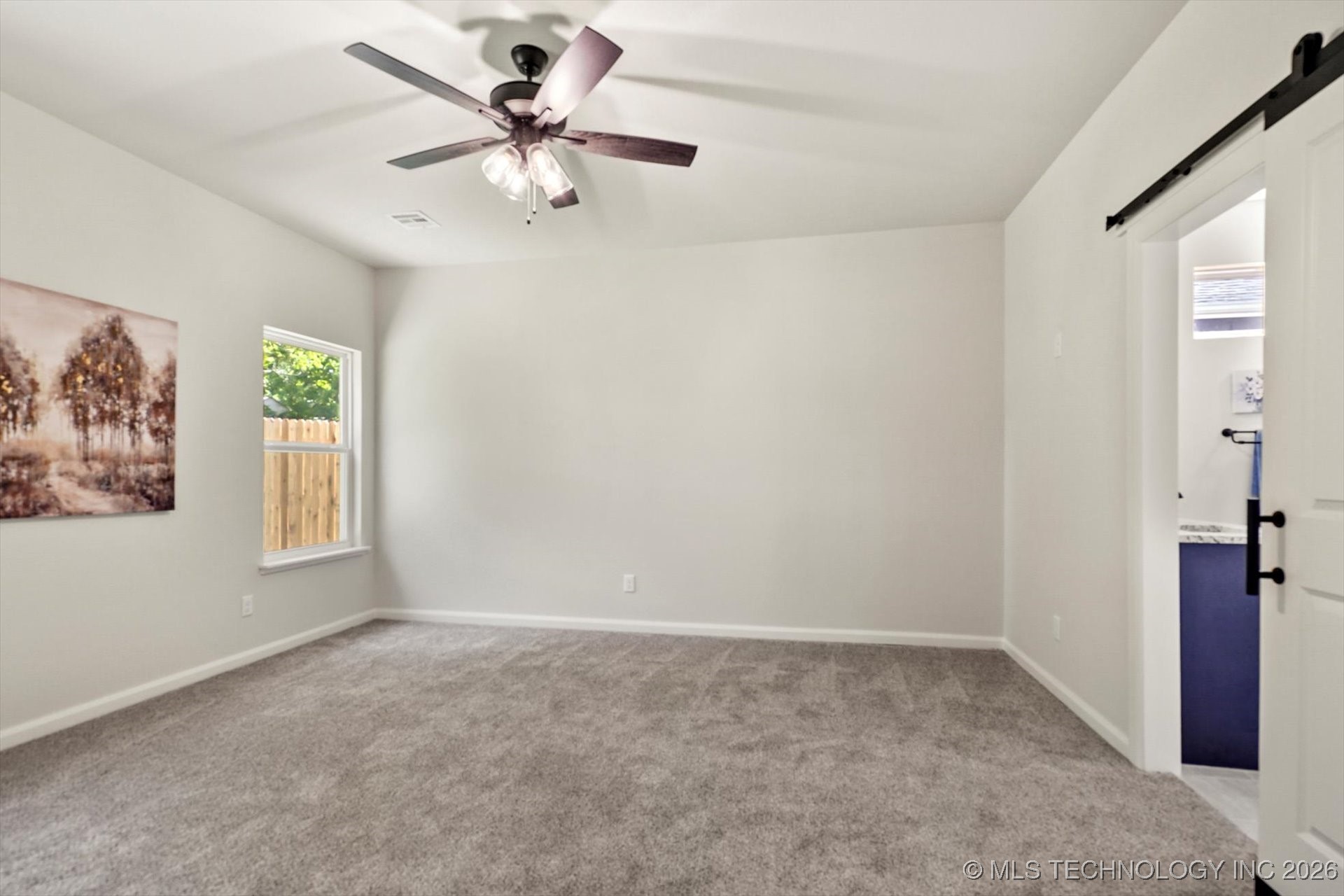 339 W Hickory Street Property Photo 20