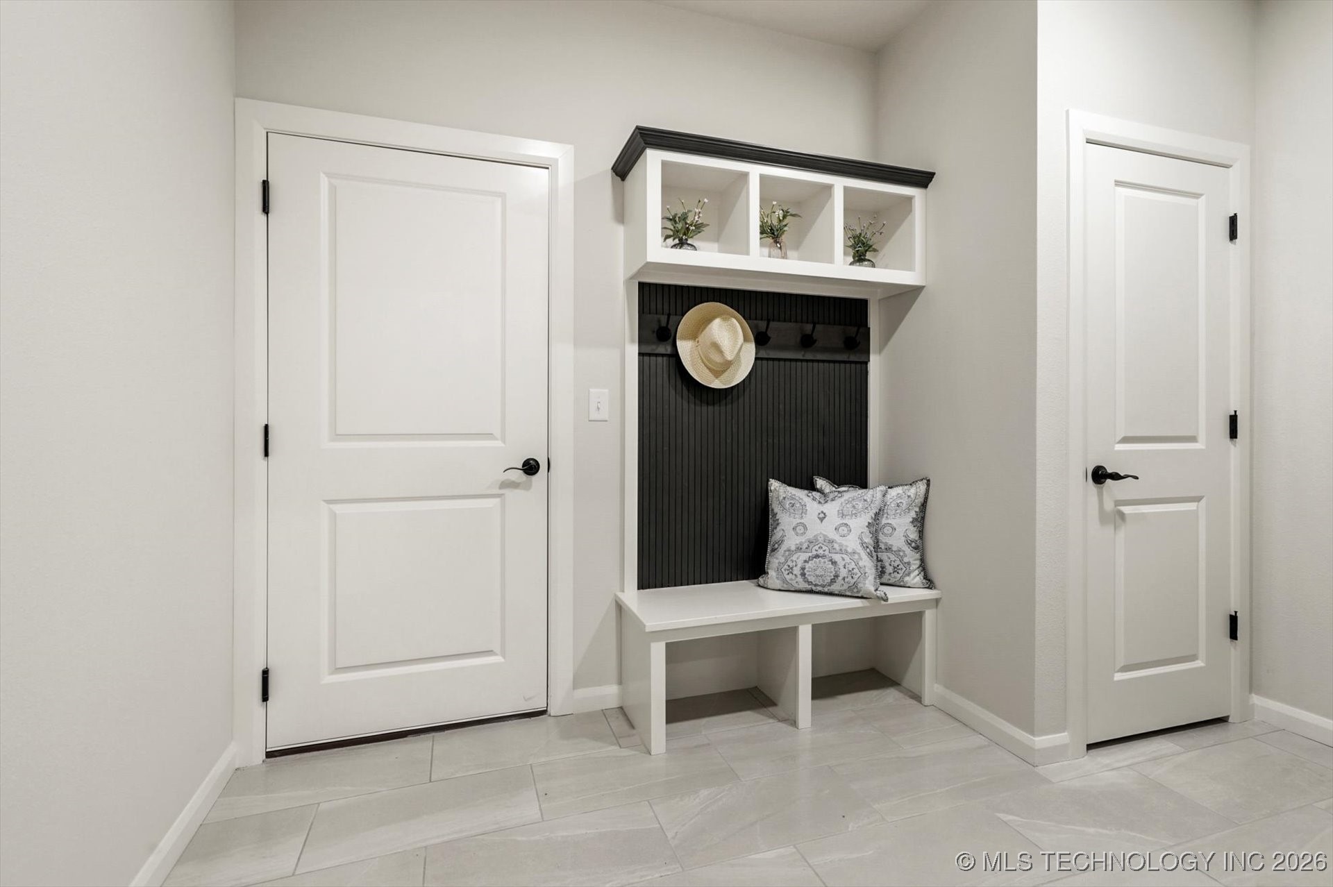 339 W Hickory Street Property Photo 31