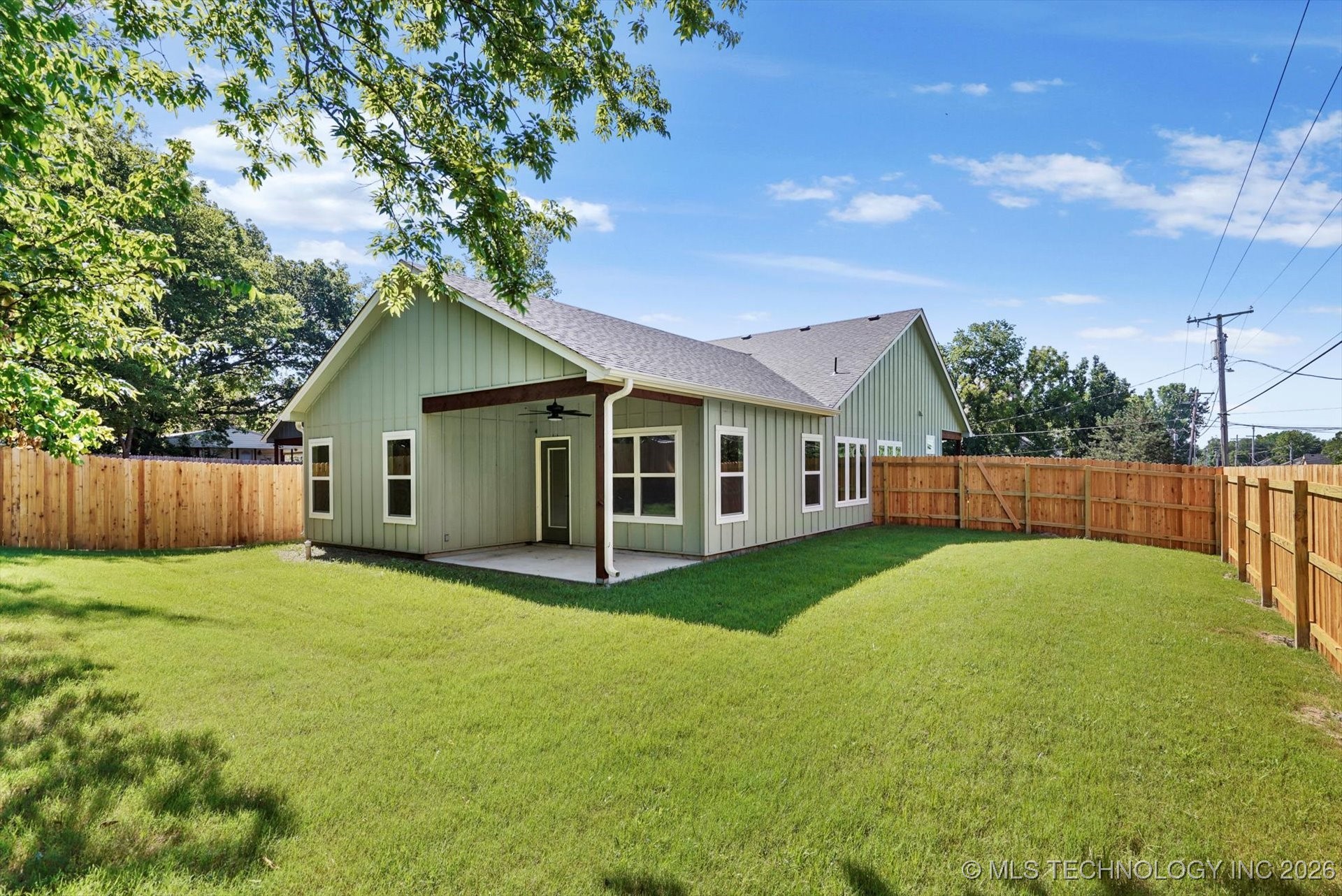 339 W Hickory Street Property Photo 37