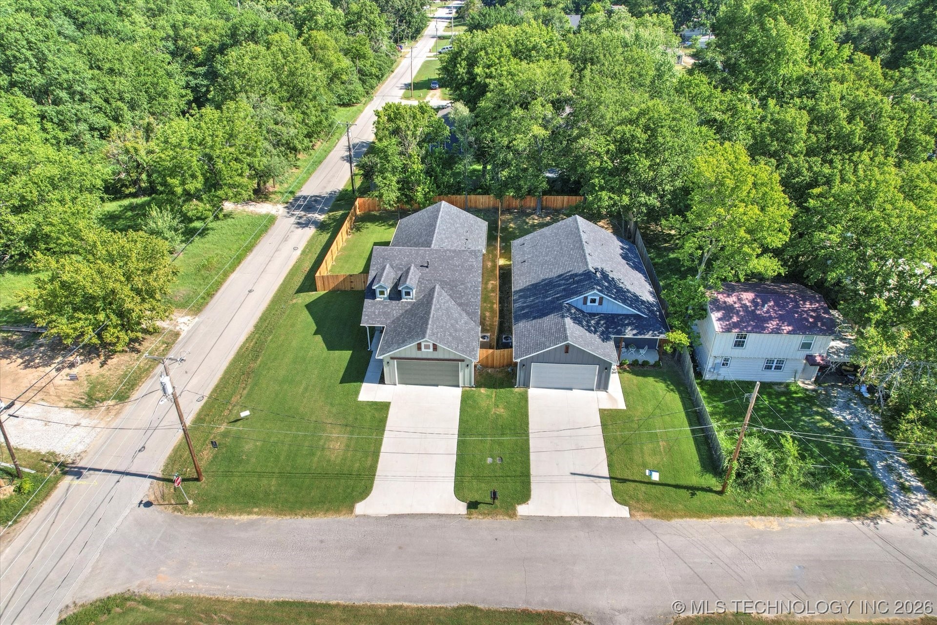 339 W Hickory Street Property Photo 40