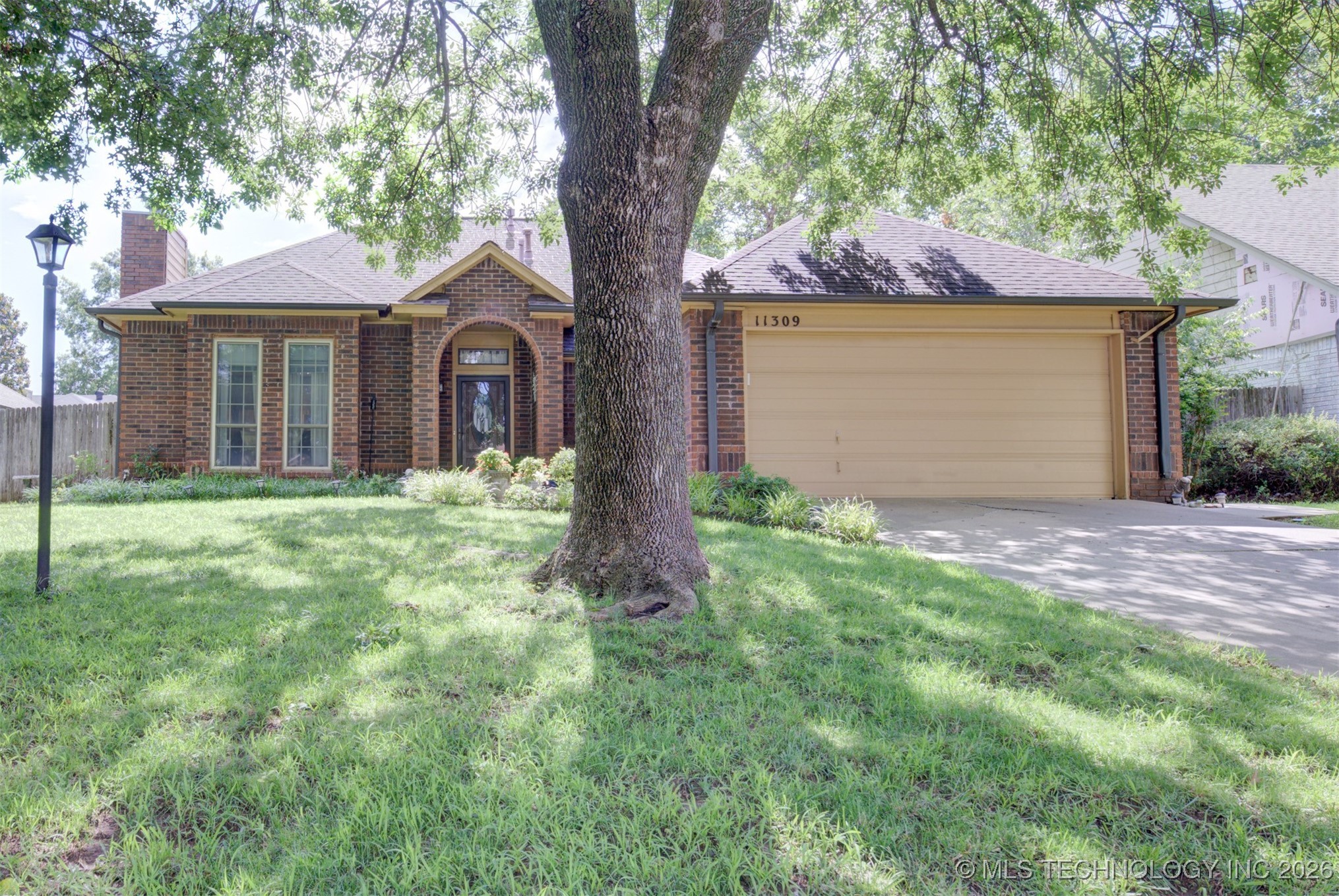 11309 S 107th East Avenue Property Photo 1