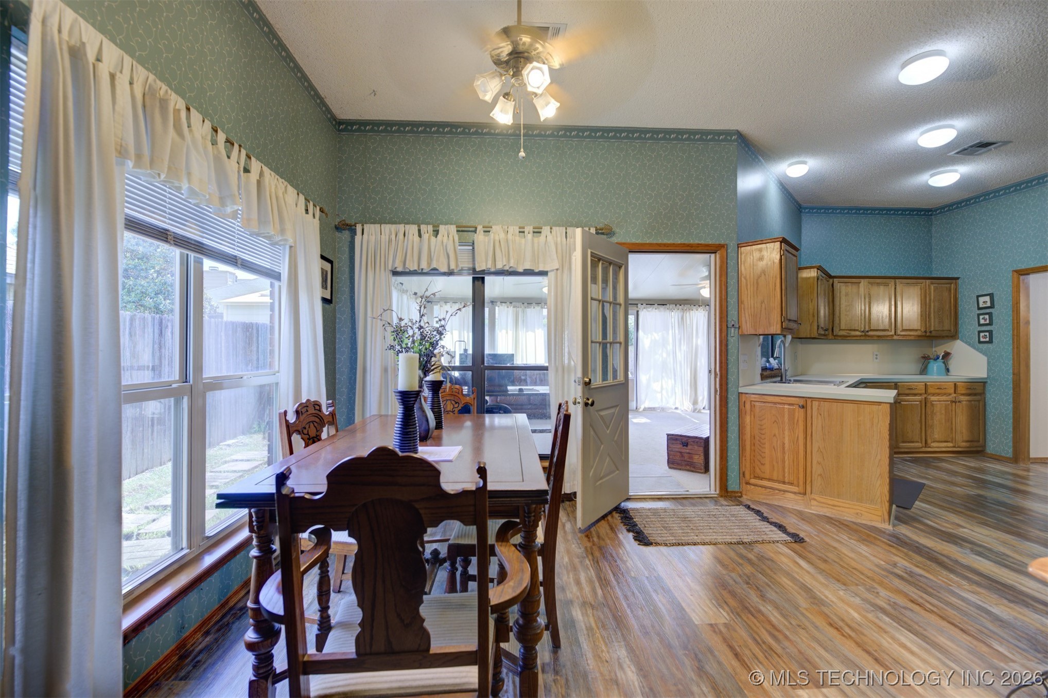 11309 S 107th East Avenue Property Photo 18