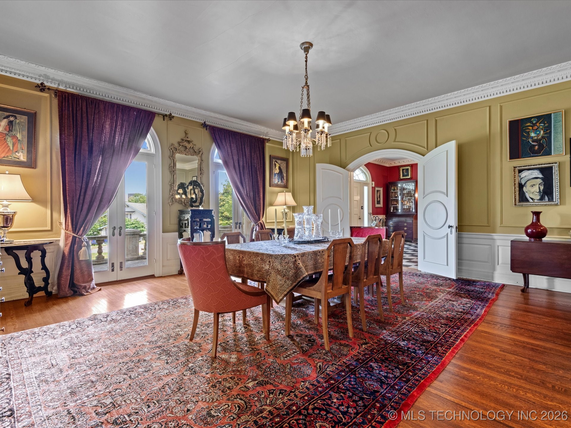 535 E 14th Street Property Photo 15