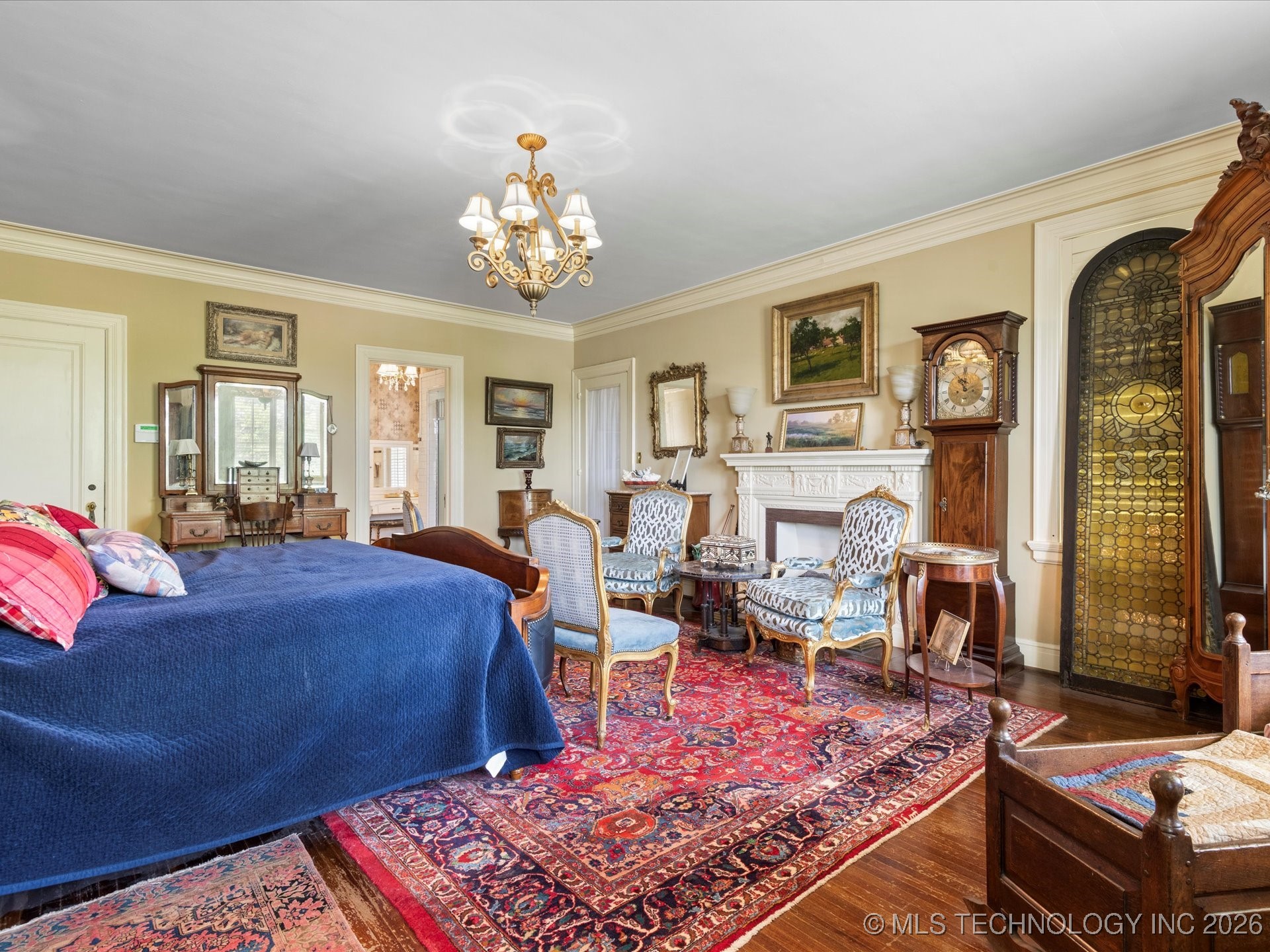 535 E 14th Street Property Photo 20