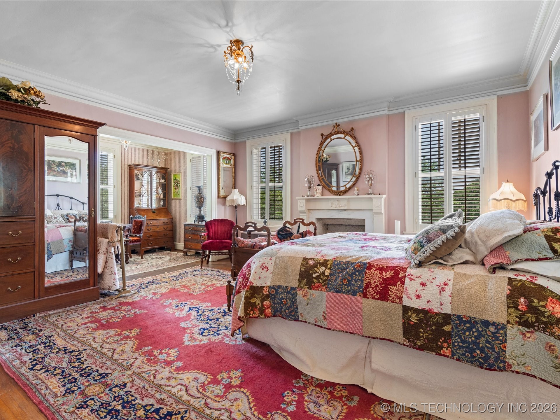 535 E 14th Street Property Photo 26