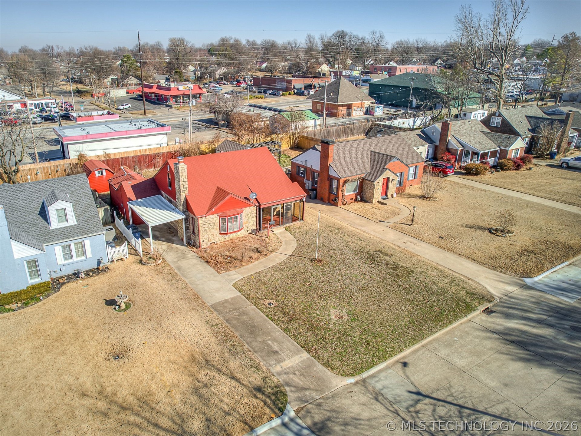 3923 E 11th Place Property Photo 2