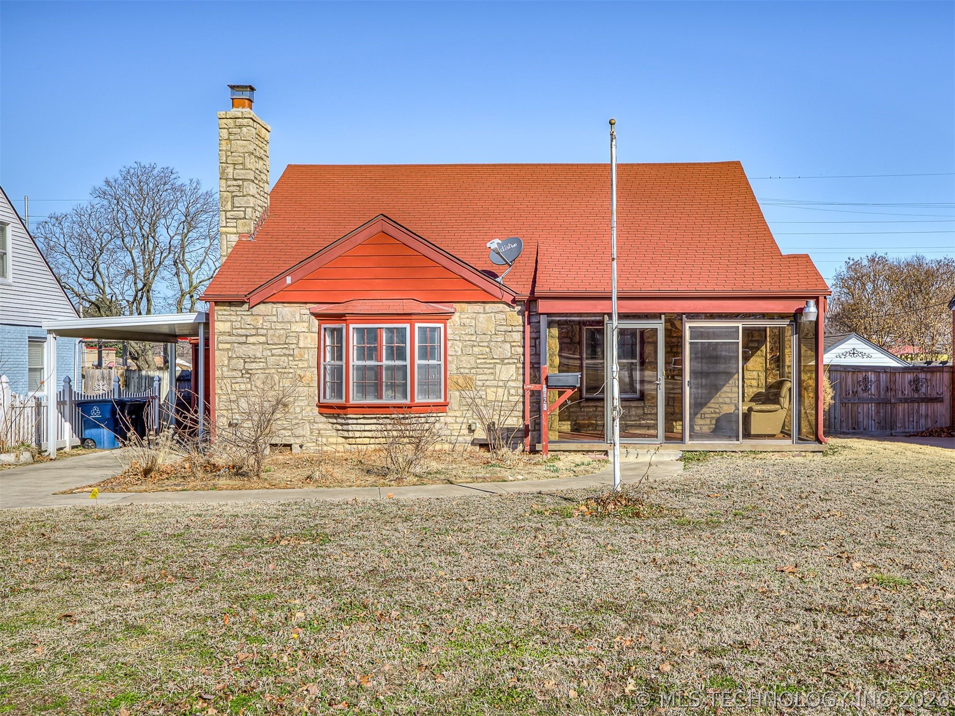 3923 E 11th Place Property Photo 8