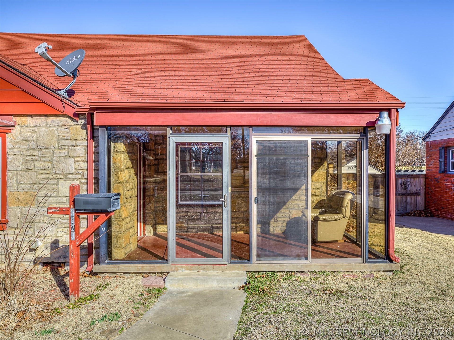 3923 E 11th Place Property Photo 9