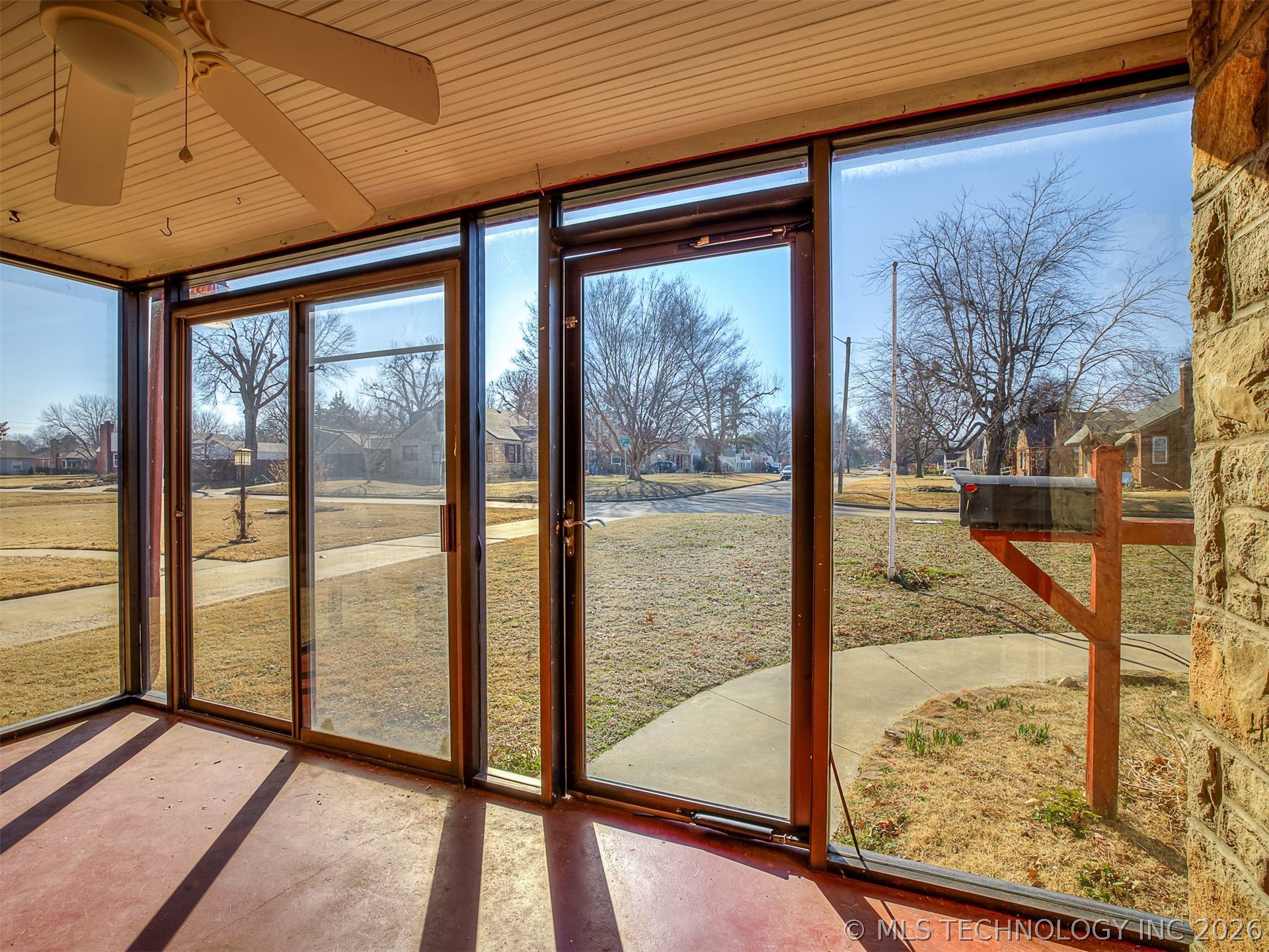 3923 E 11th Place Property Photo 10