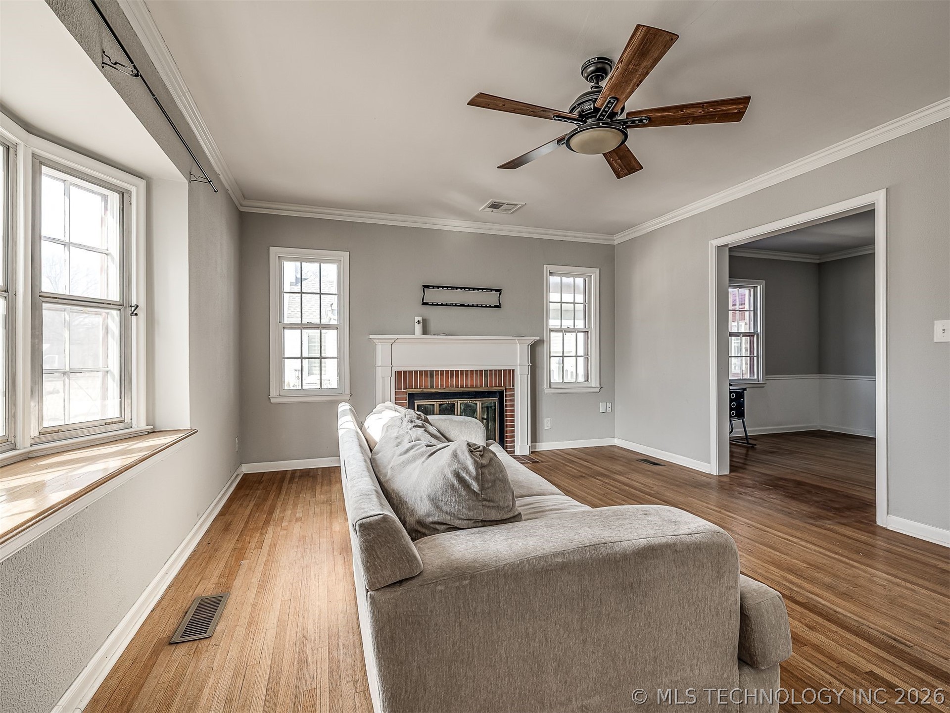 3923 E 11th Place Property Photo 13