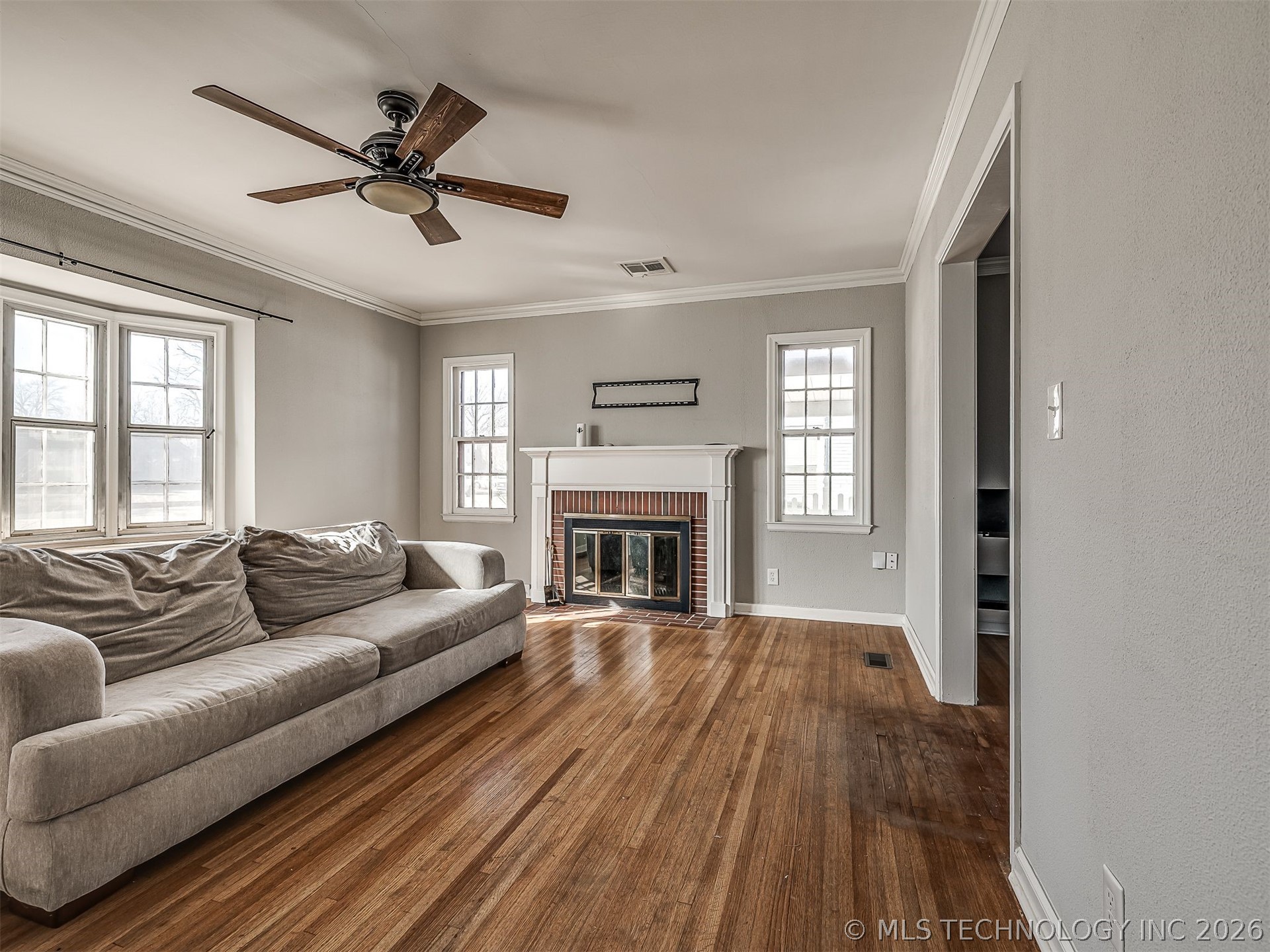 3923 E 11th Place Property Photo 14