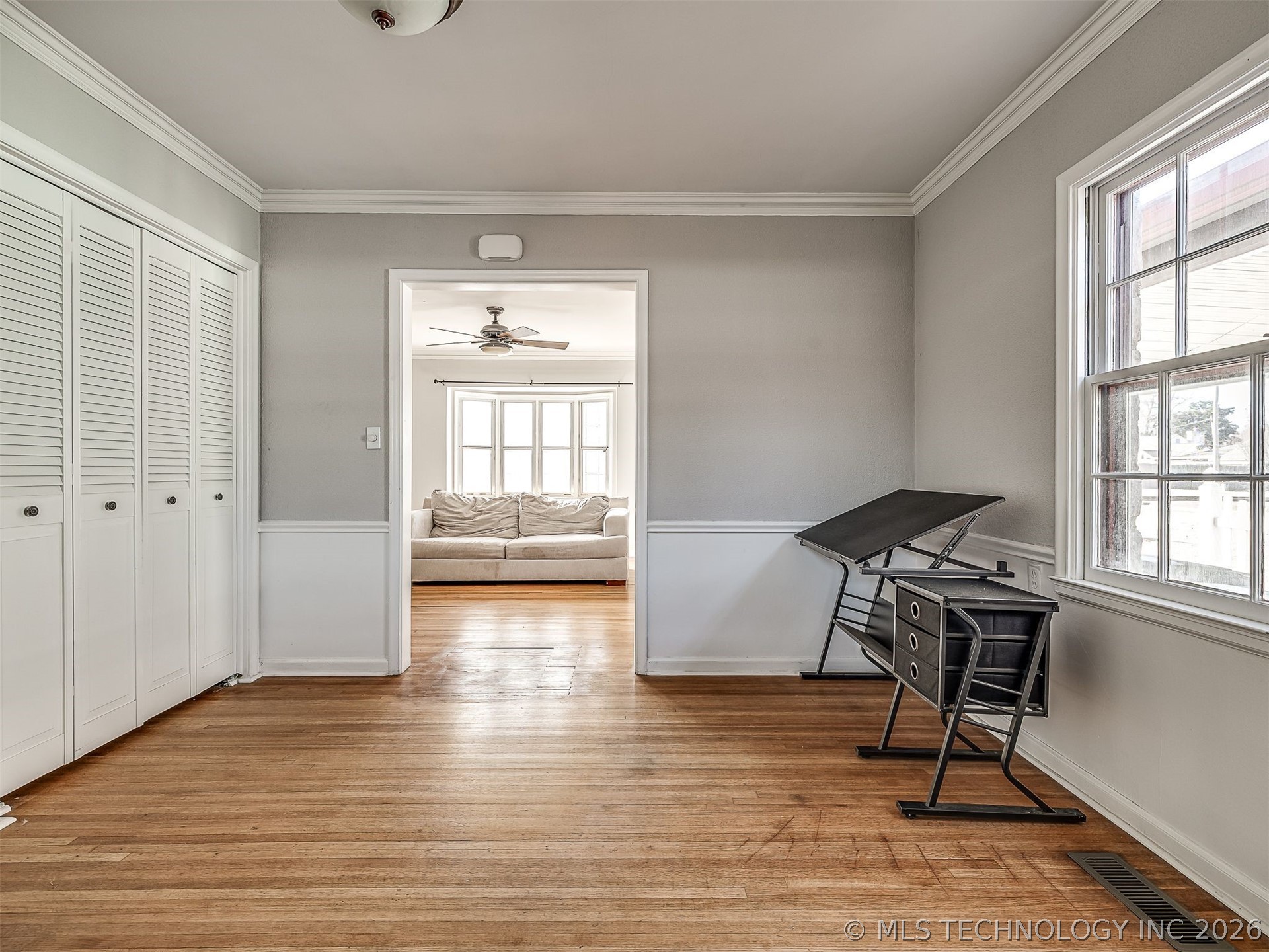 3923 E 11th Place Property Photo 19