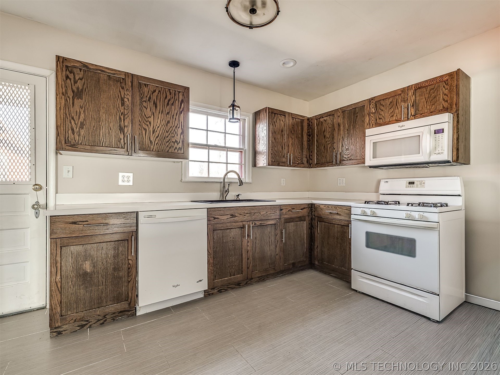 3923 E 11th Place Property Photo 25