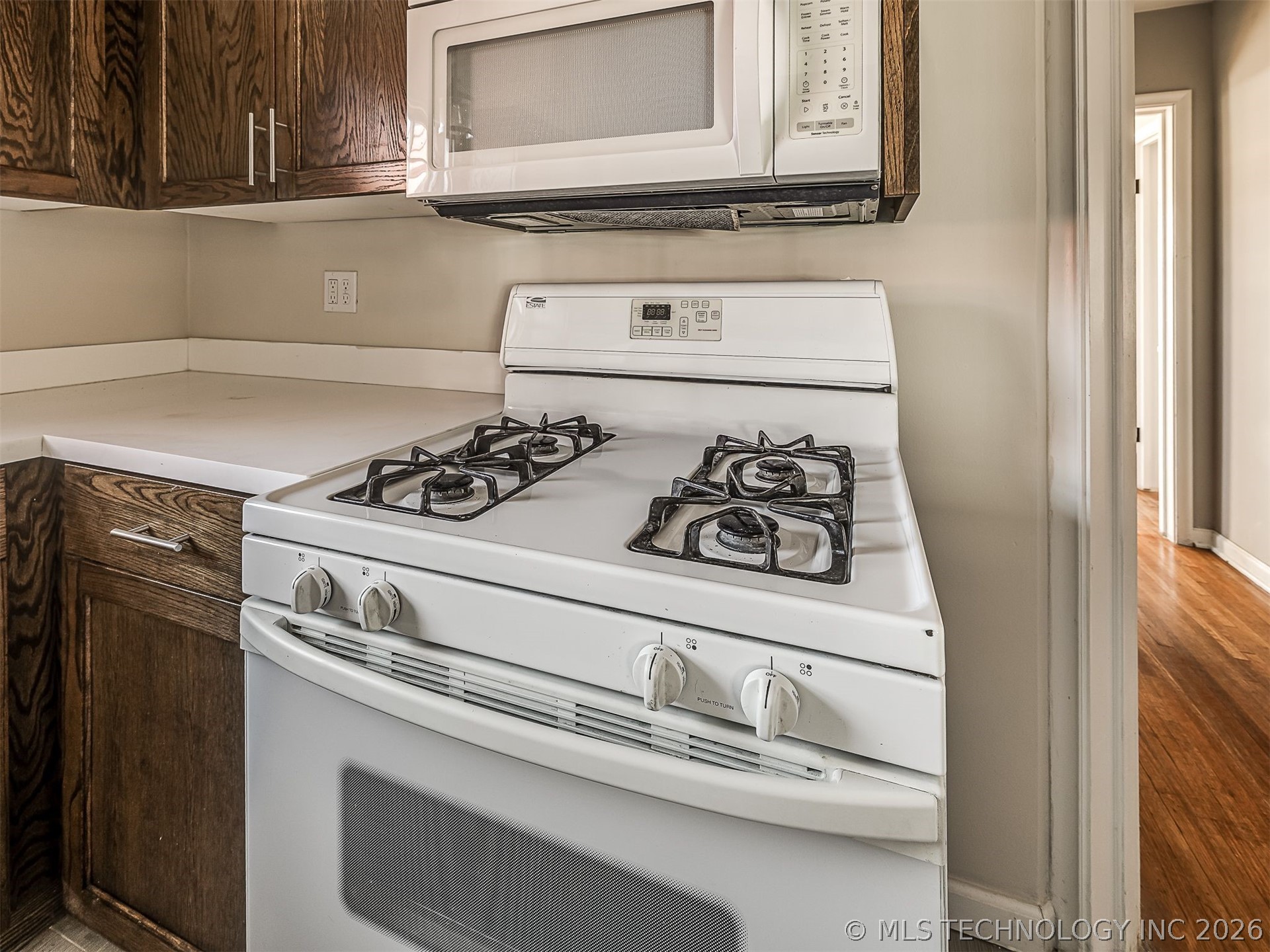 3923 E 11th Place Property Photo 28