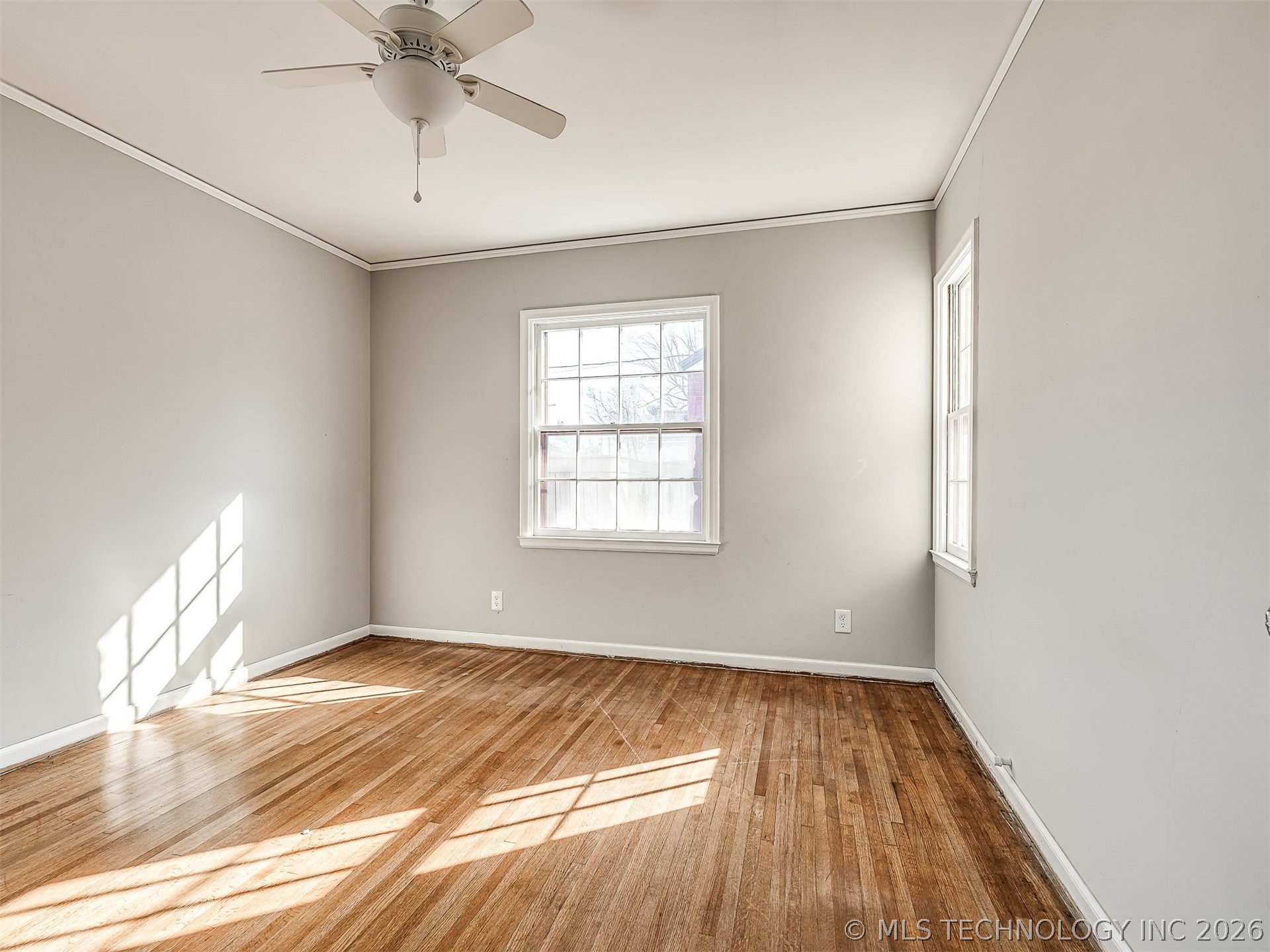 3923 E 11th Place Property Photo 35