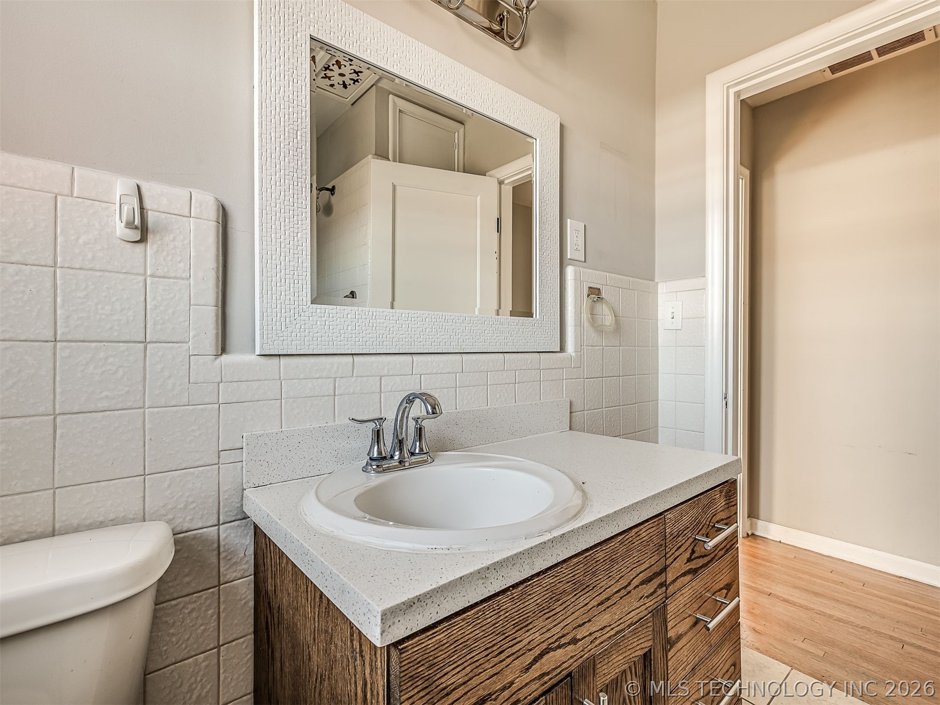 3923 E 11th Place Property Photo 40