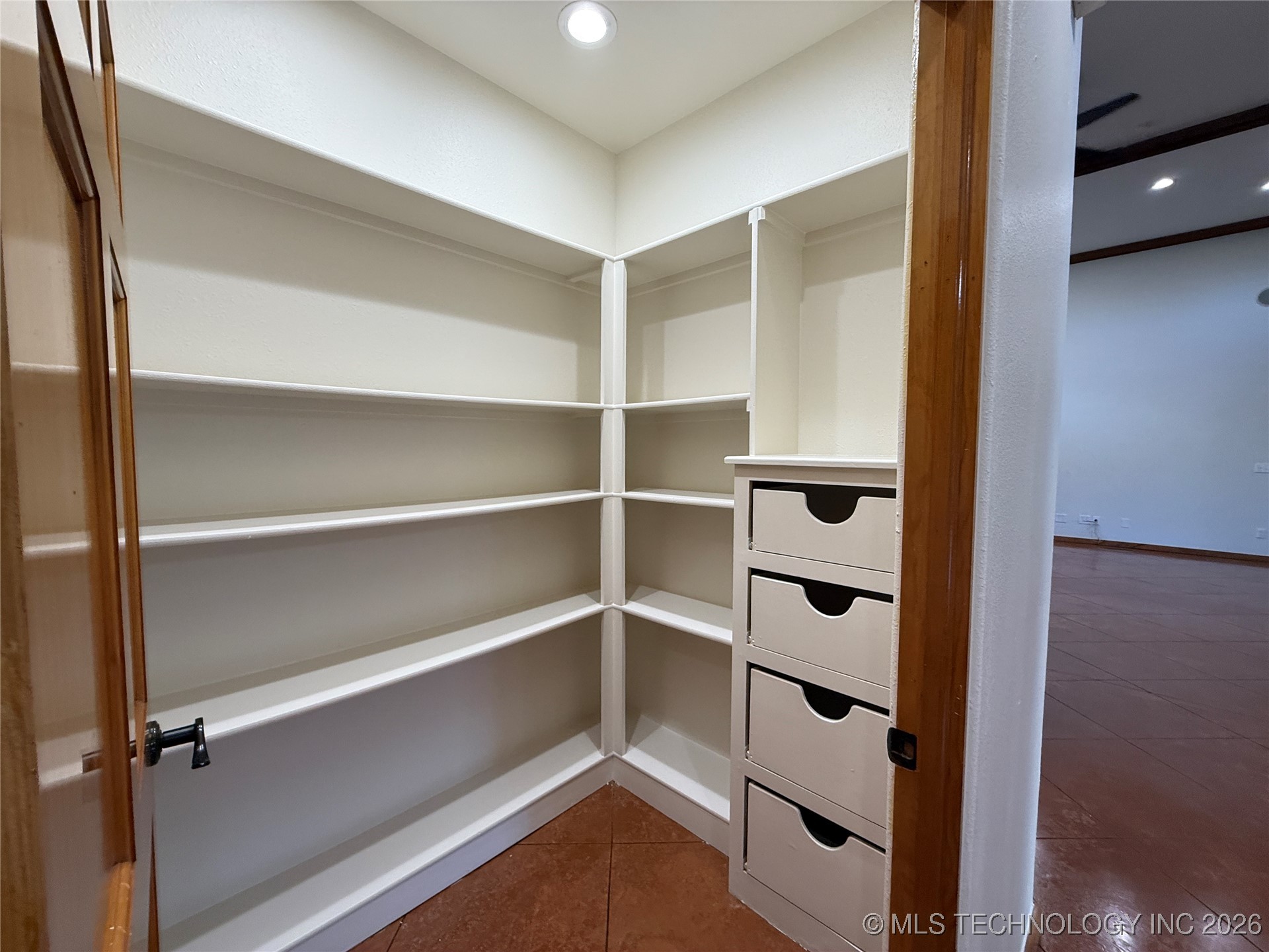 1001 N 64th Street West Property Photo 18