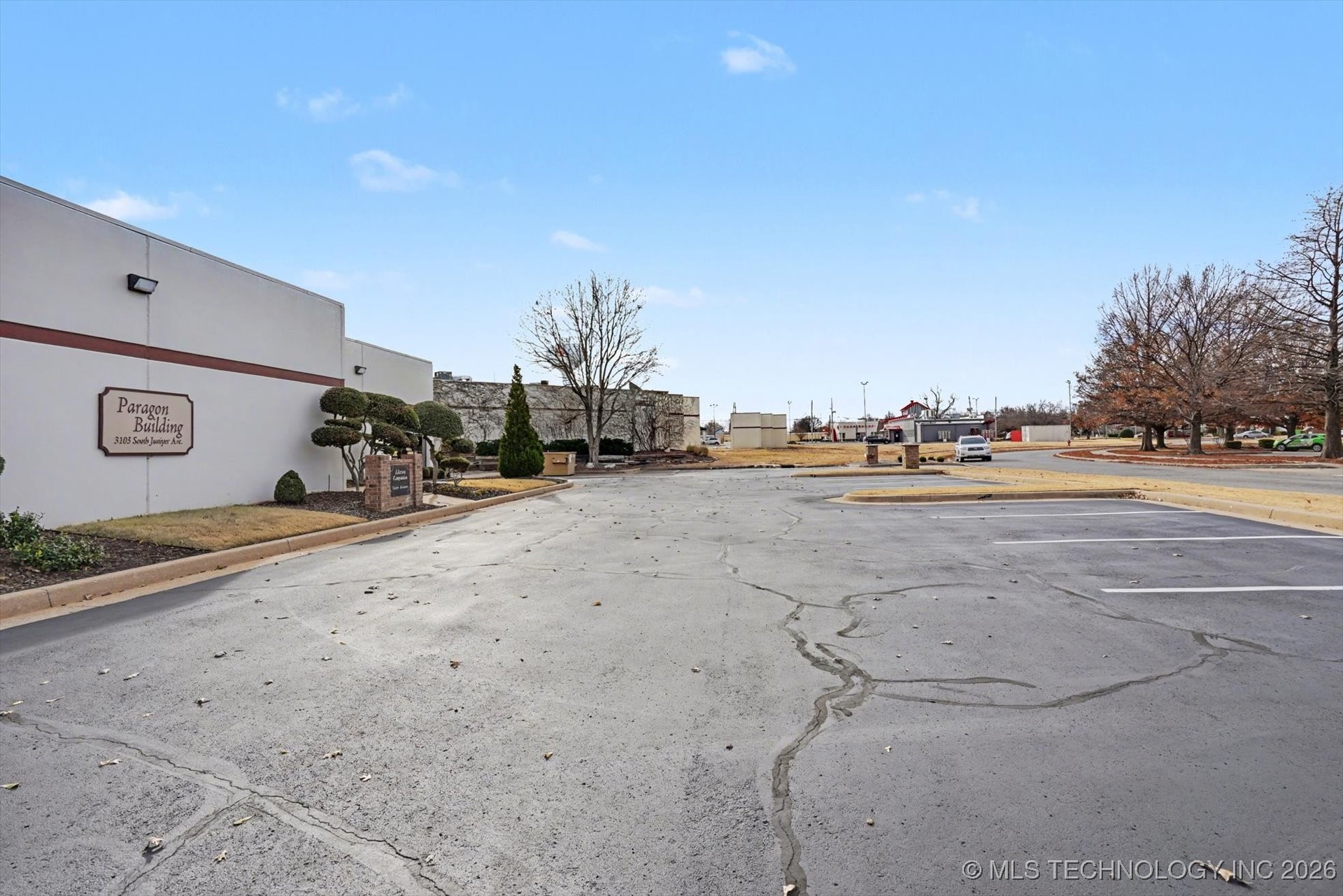 3103 S Juniper Avenue Property Photo 32