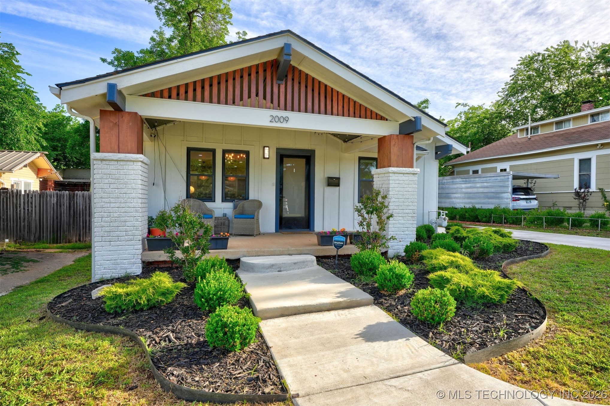 2009 Nw 12th Property Photo 1