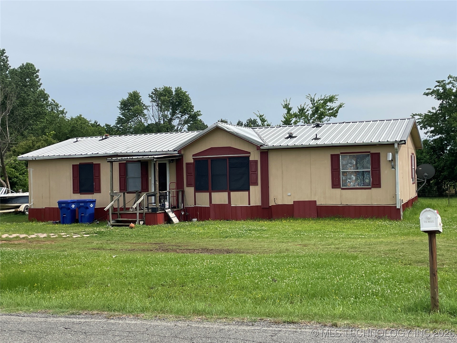 1803 Silo Road Property Photo 1