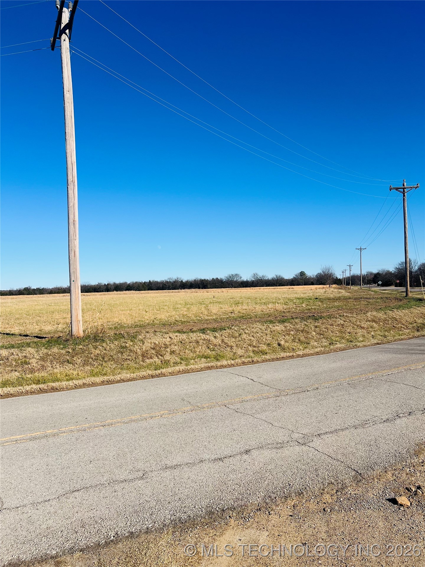 S Elwood Avenue Property Photo 2