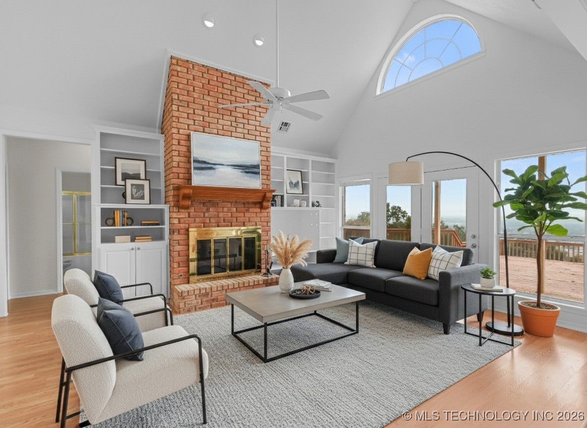 100 Winters Way Property Photo 11