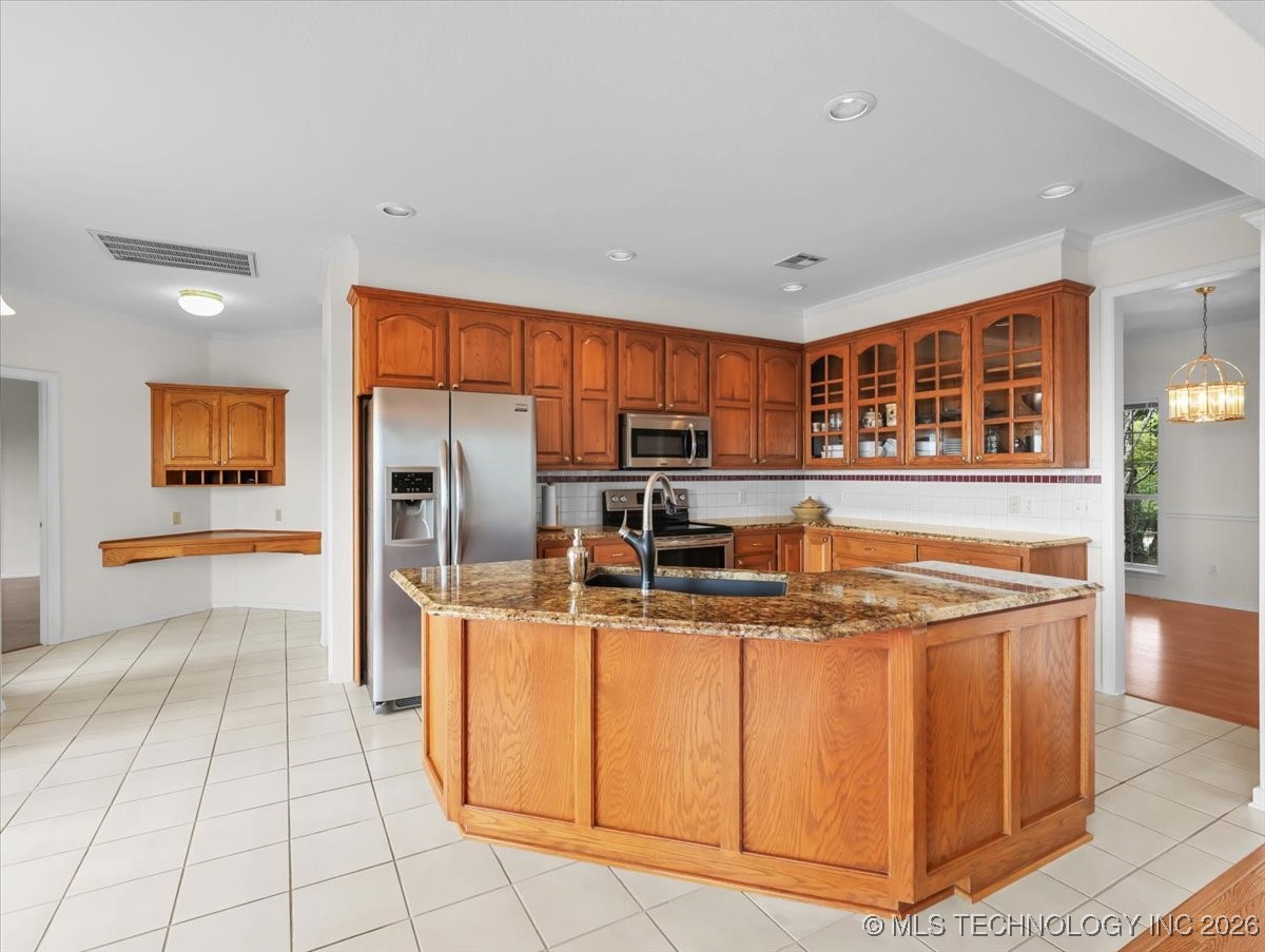 100 Winters Way Property Photo 14