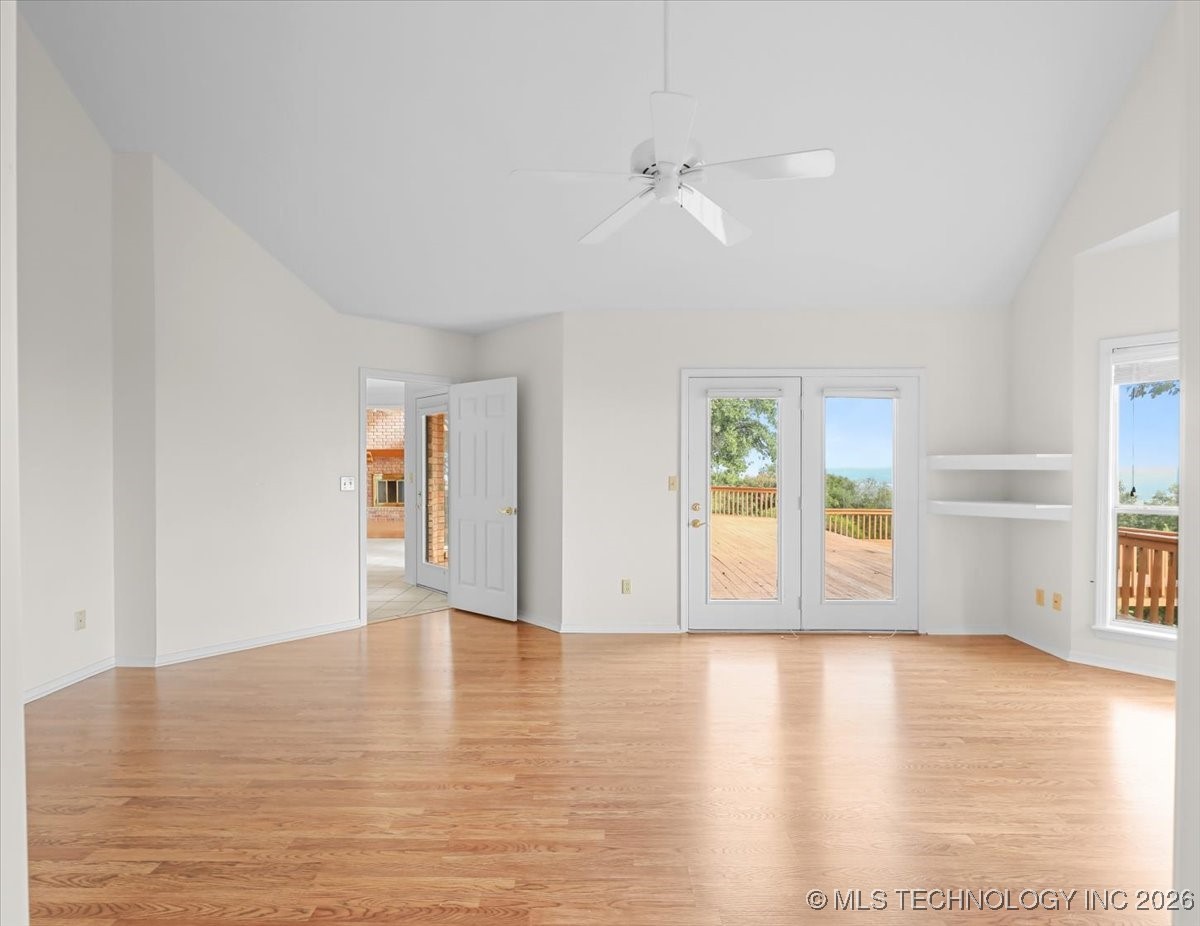 100 Winters Way Property Photo 24