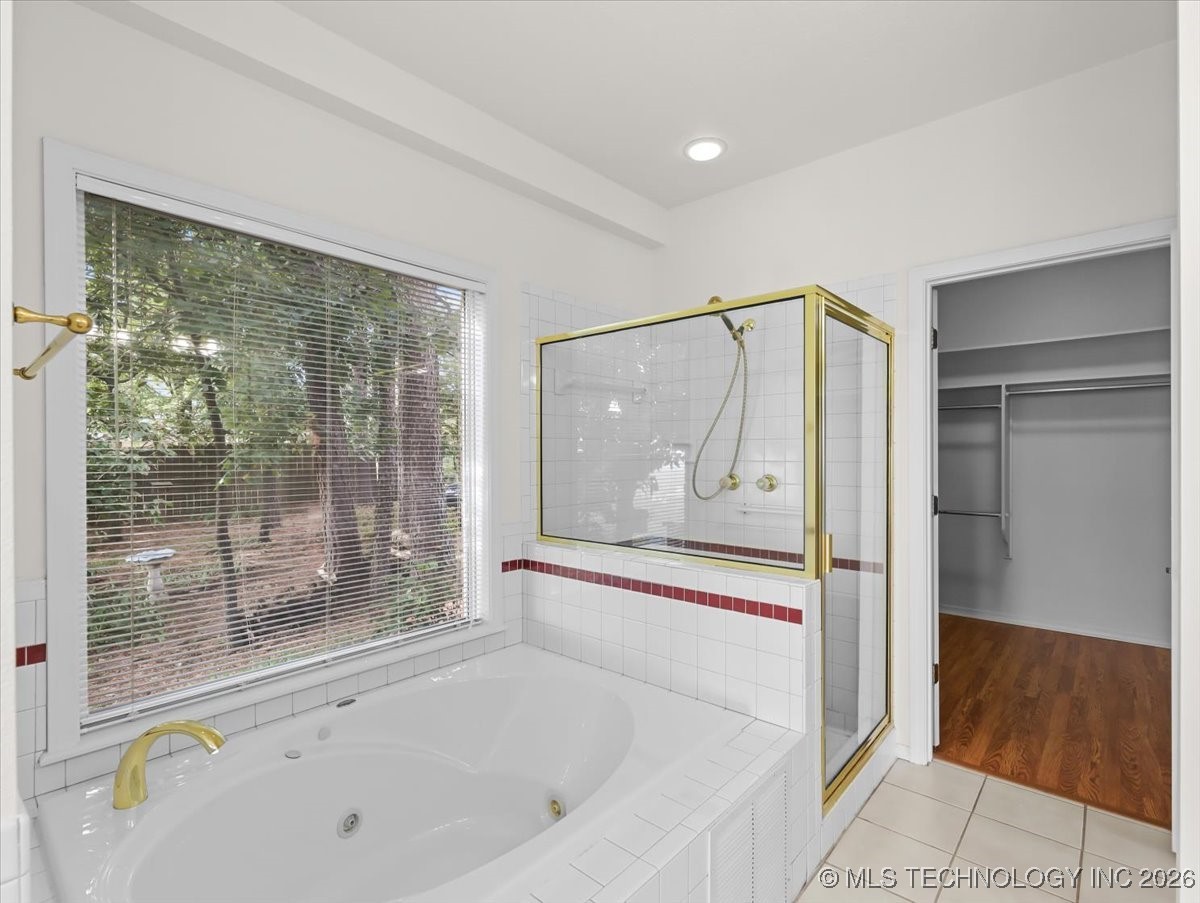 100 Winters Way Property Photo 29