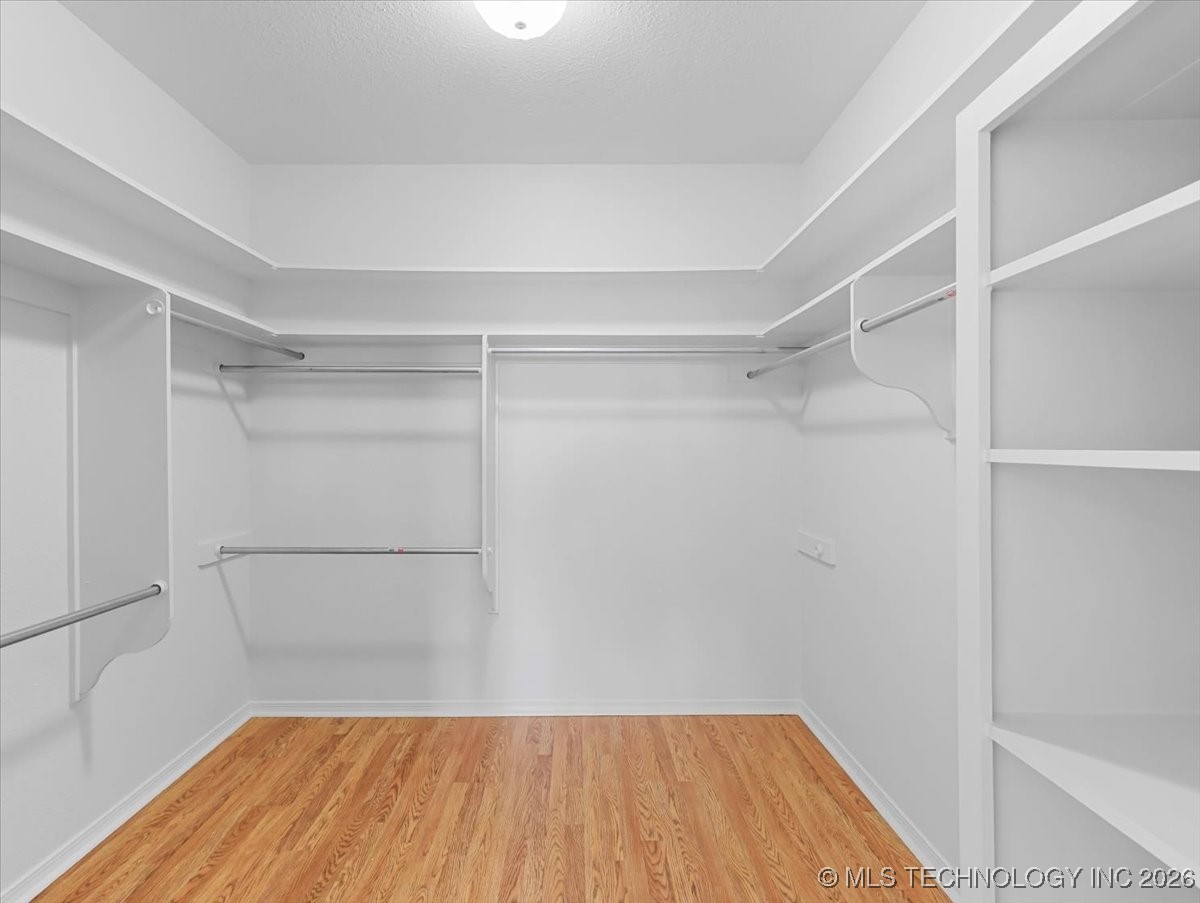 100 Winters Way Property Photo 30