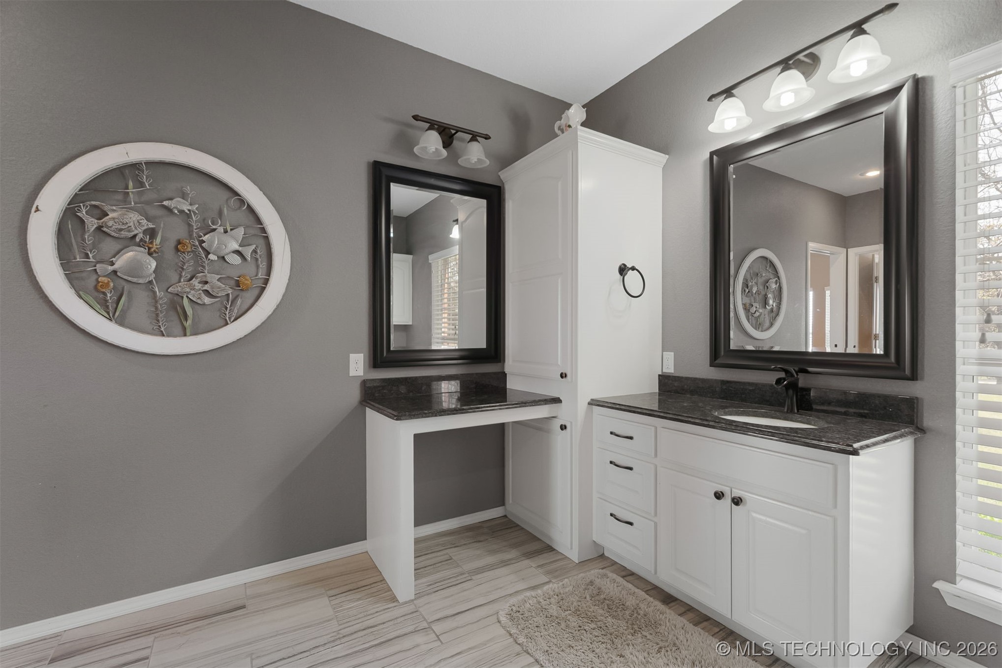 100 Winters Way Property Photo 49