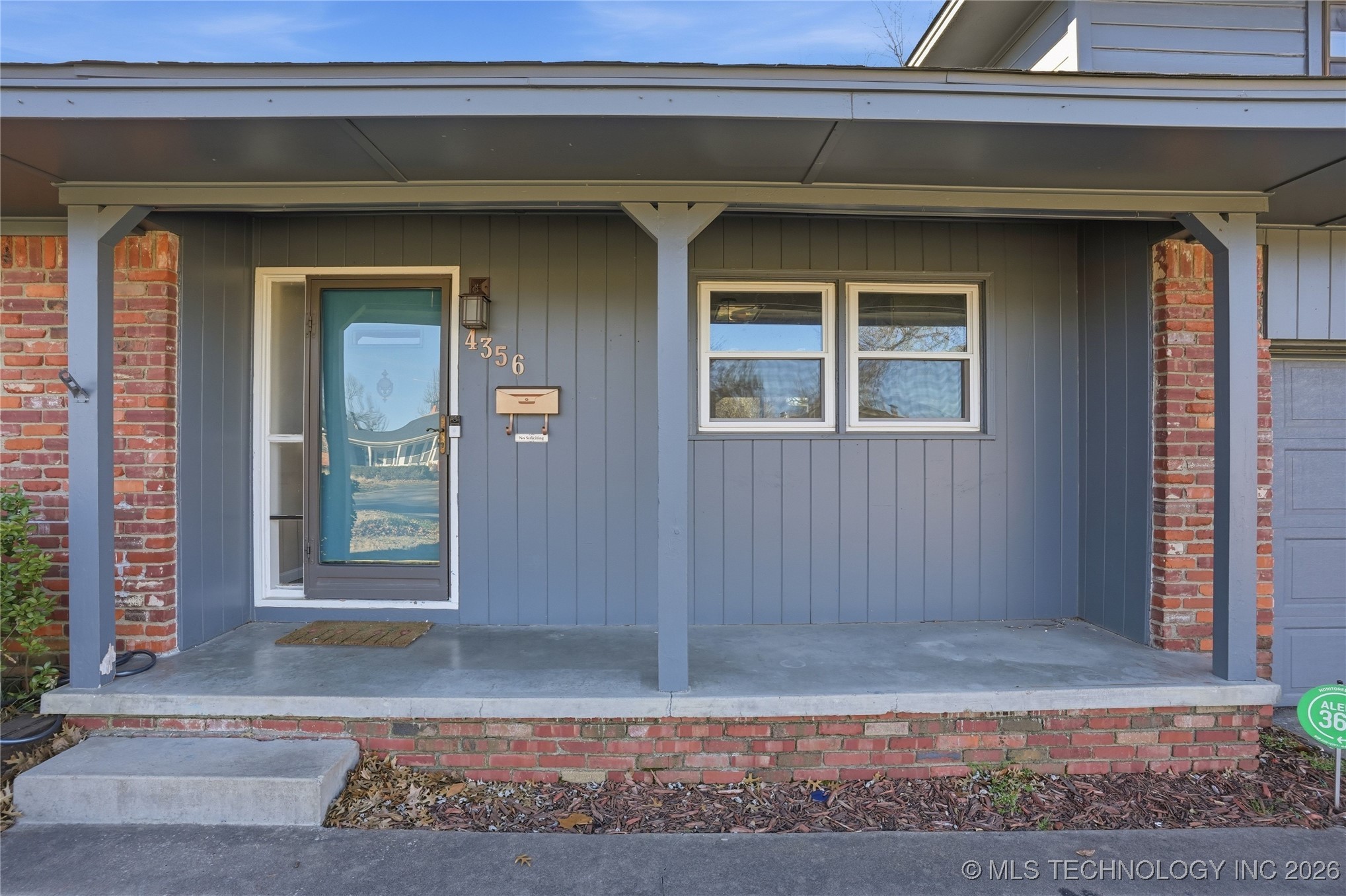 4356 E 56th Place Property Photo 3