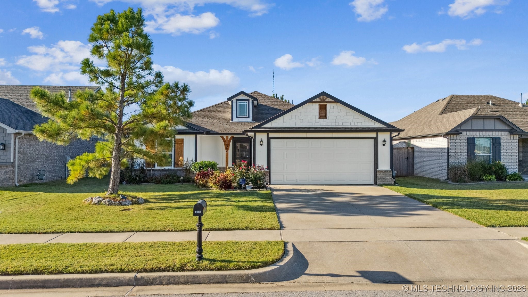 13004 E 122nd Place N Property Photo 1