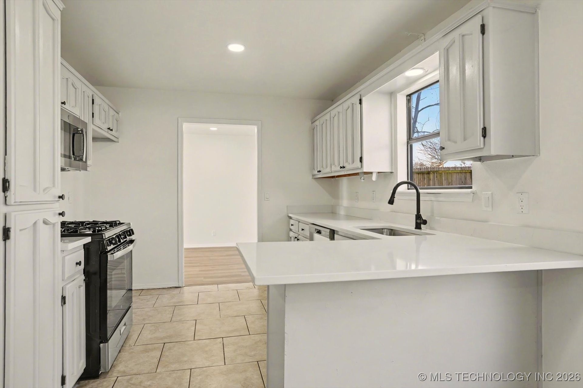 9240 S 95th East Avenue Property Photo 13