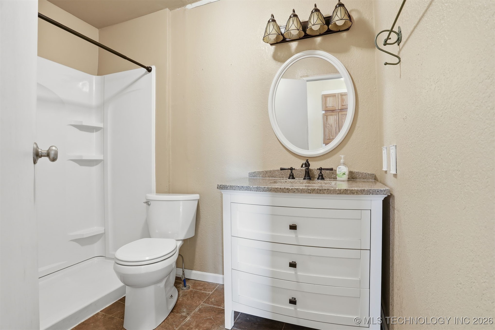 1005 Parkland Drive Property Photo 10