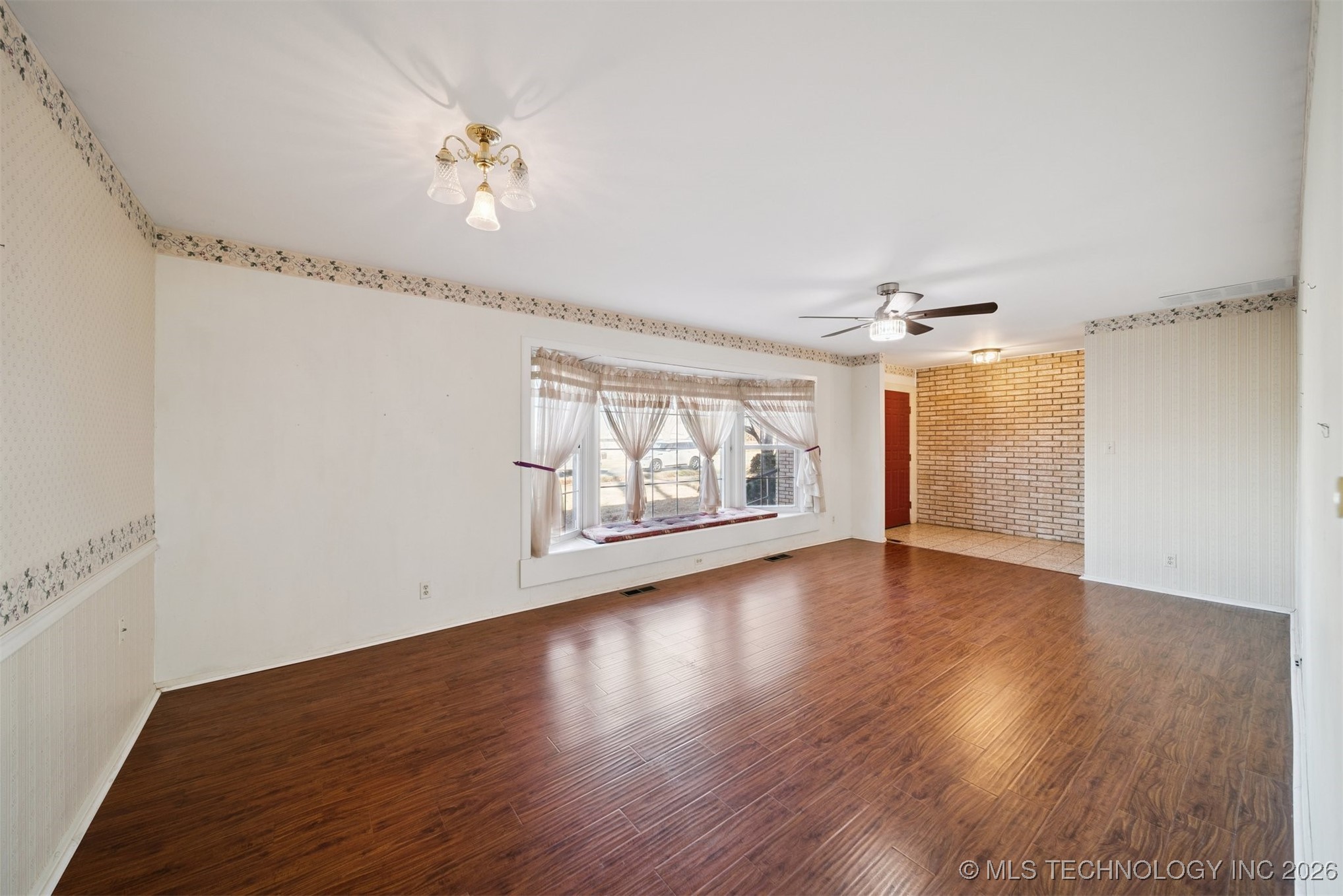 14650 E 11th Place Property Photo 6