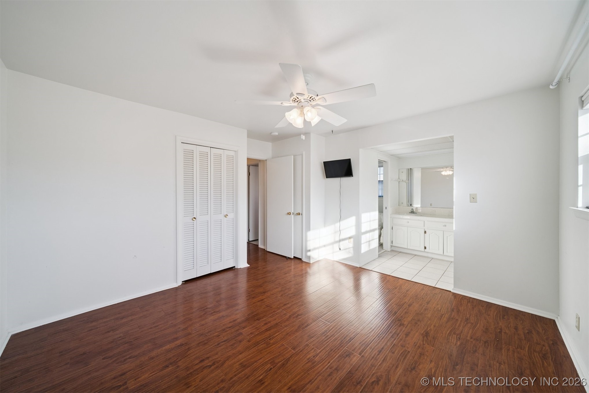 14650 E 11th Place Property Photo 16