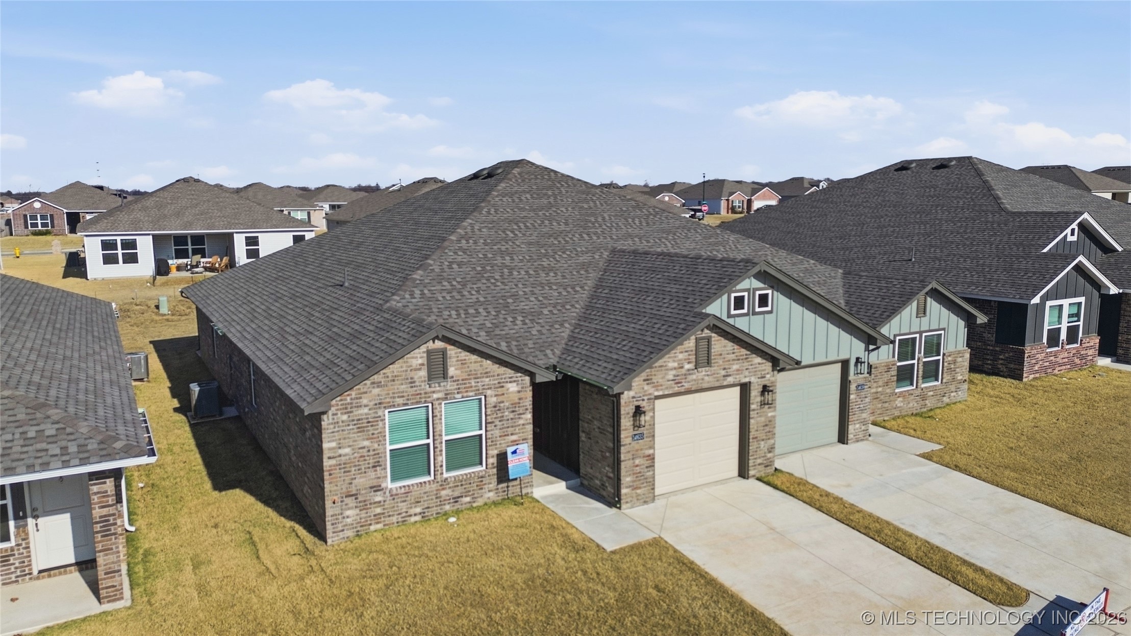 14635 E 39th Place S Property Photo 3